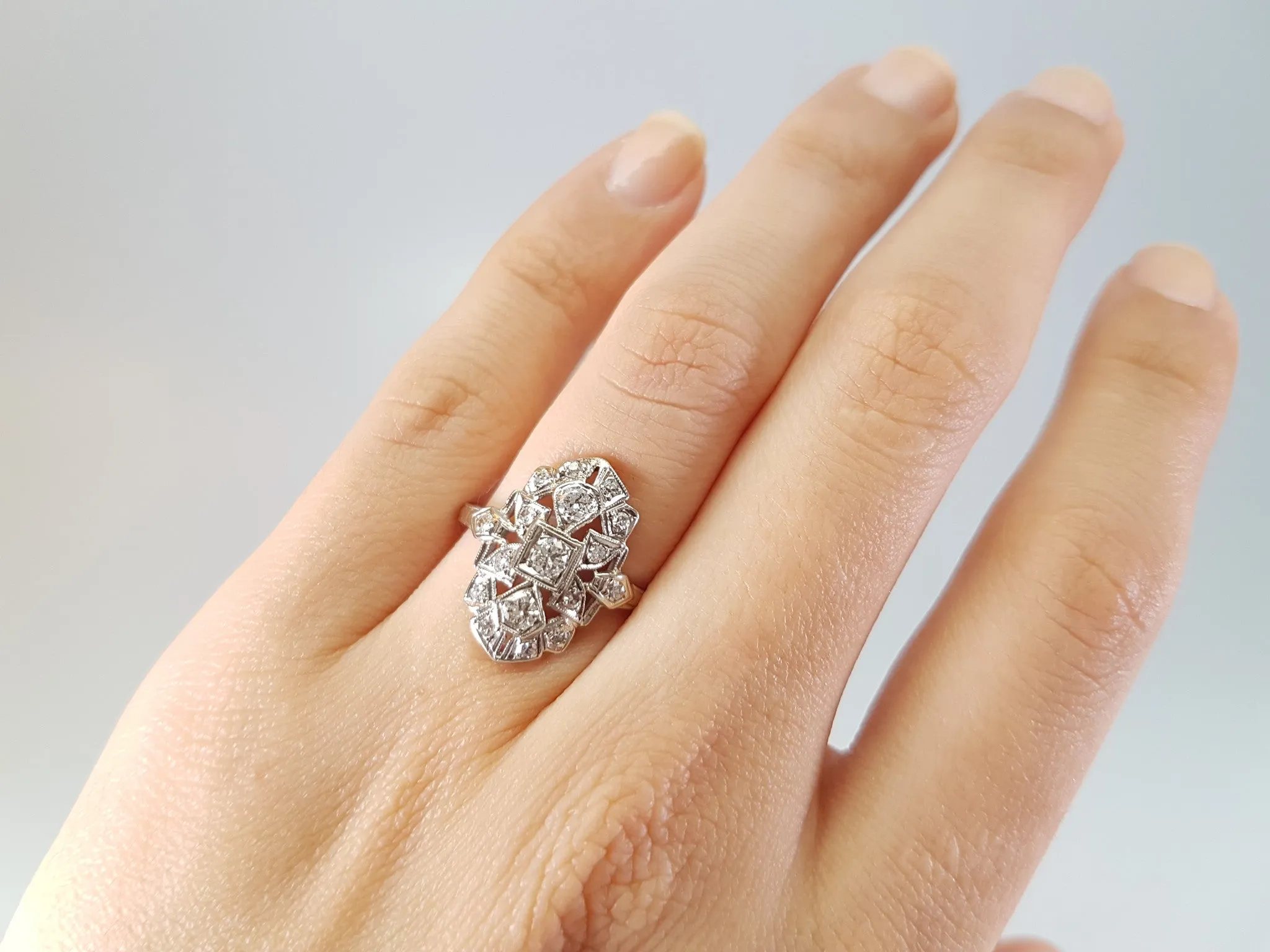 0.40CTW ART DECO TRANSITIONAL CUT DIAMOND SHIELD STYLE RING