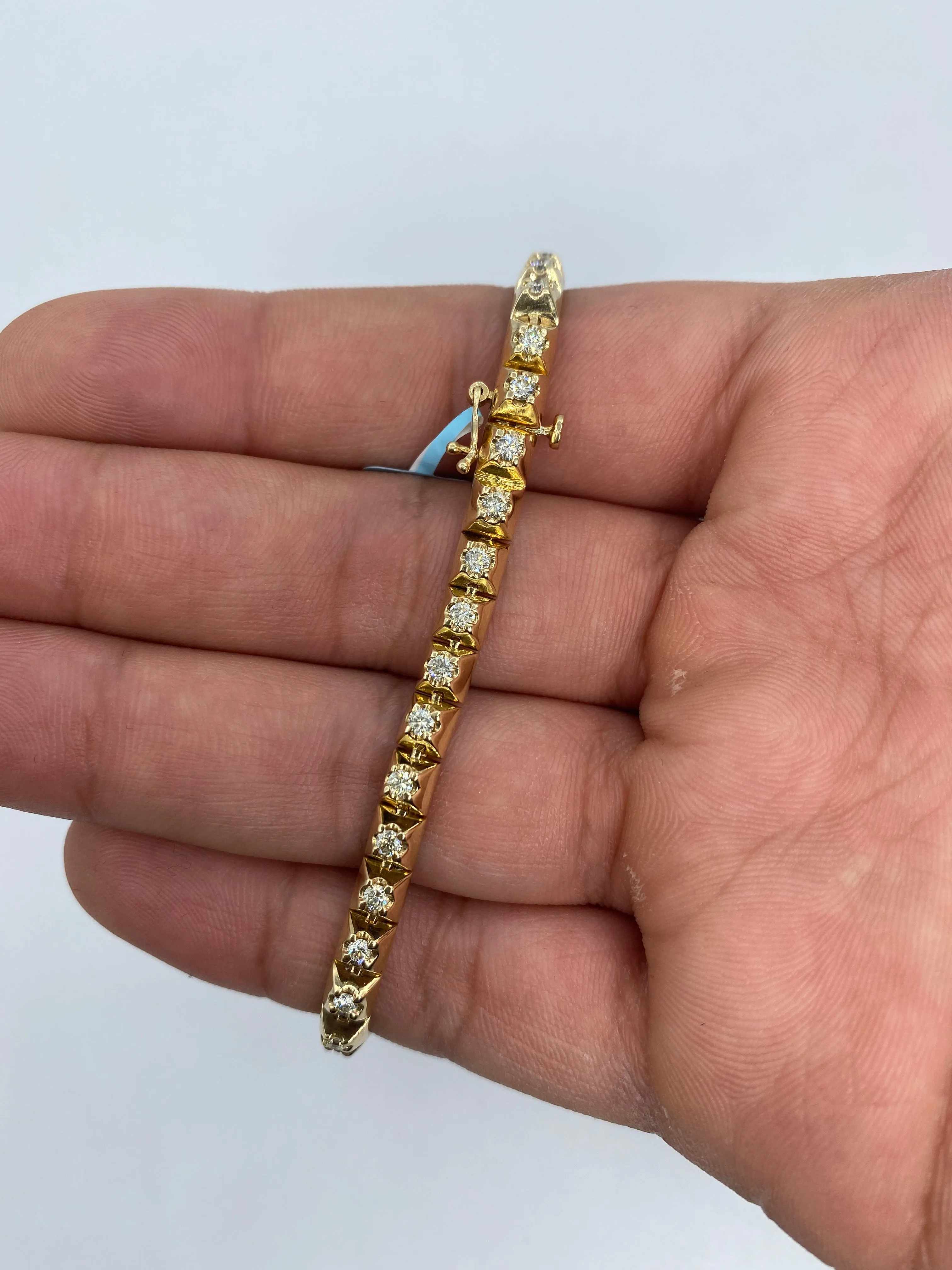 14K 5MM Castle Diamond Bracelet 8"