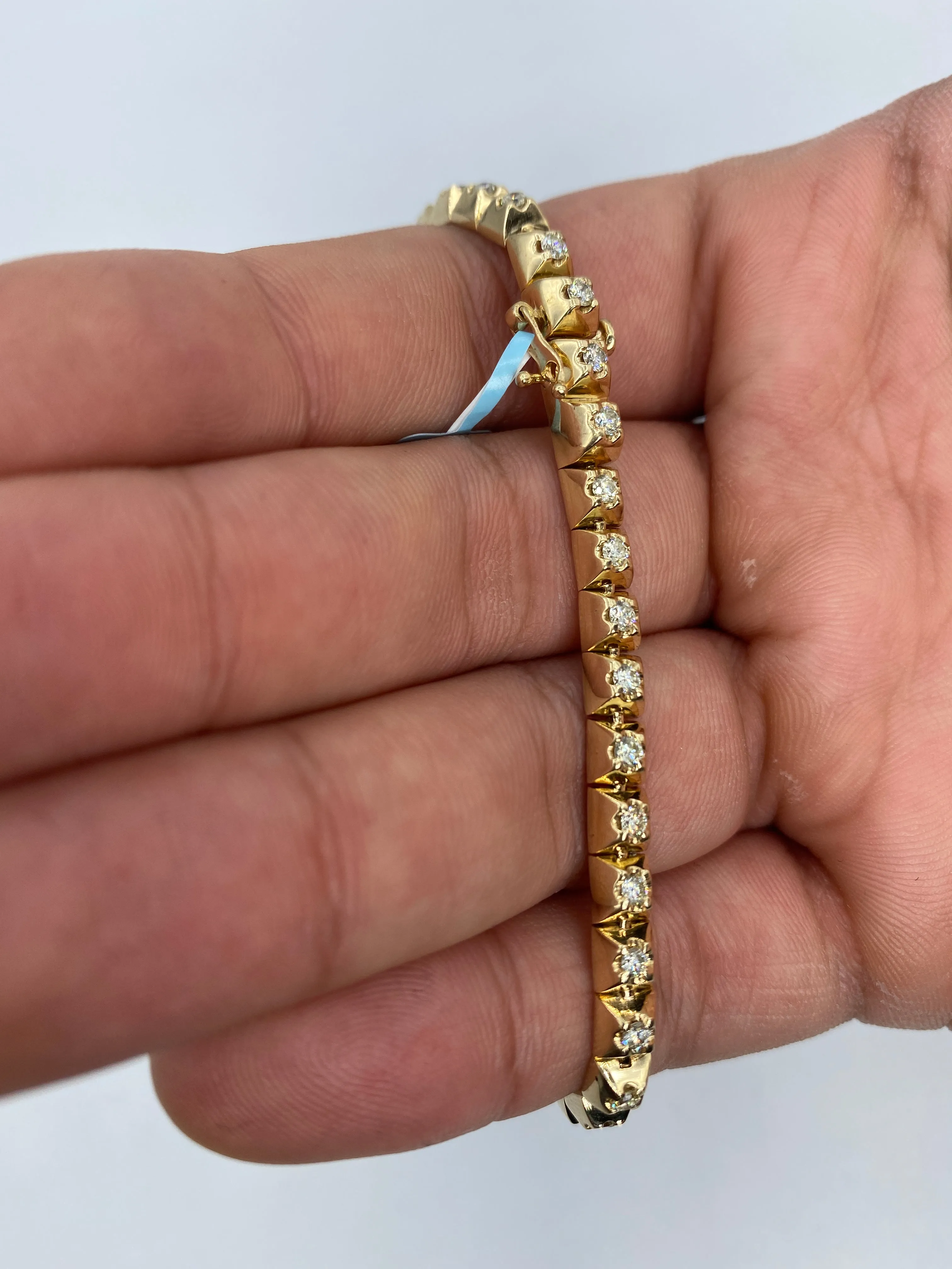 14K 5MM Castle Diamond Bracelet 8"
