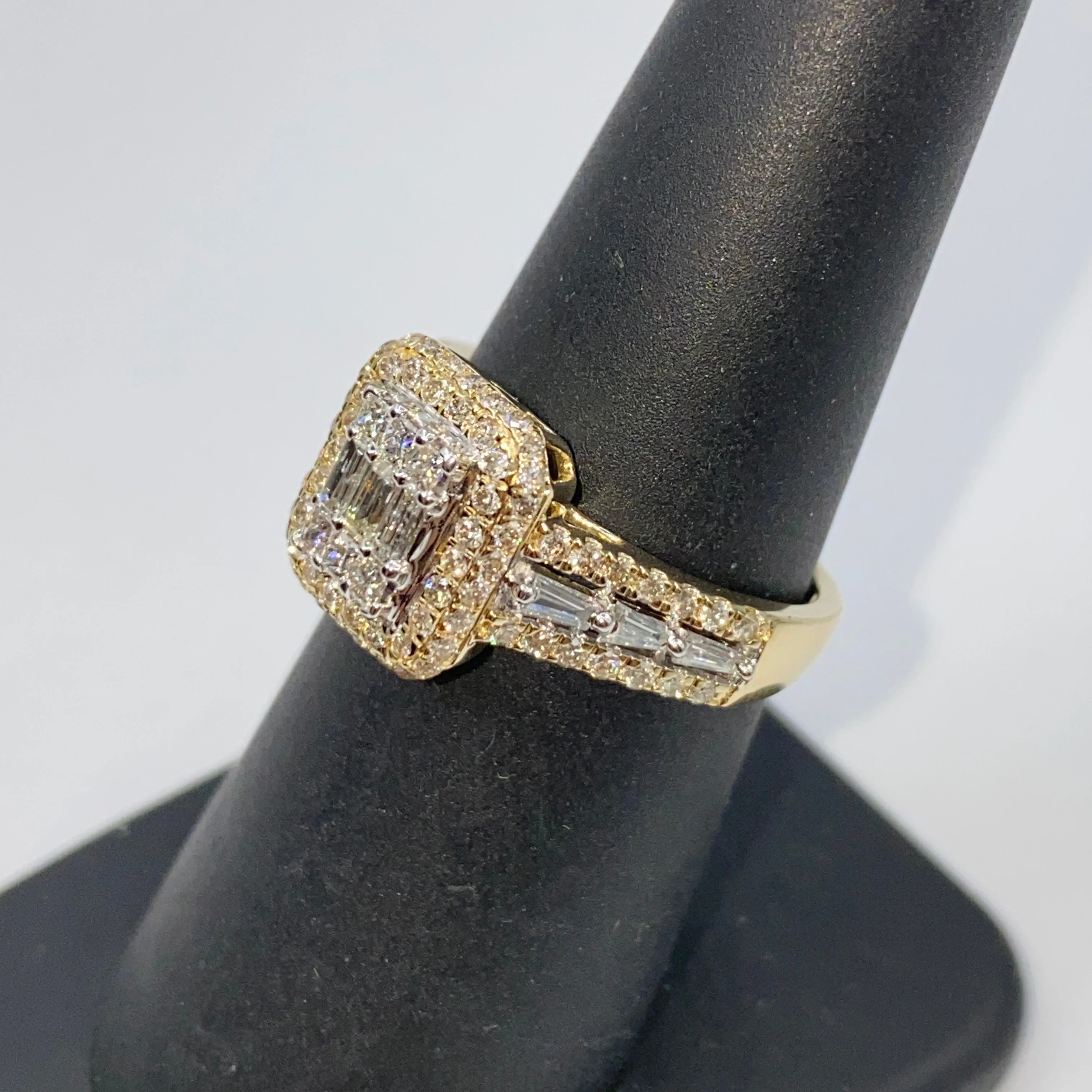 14K Athena Rectangle Diamond Engagement Ring