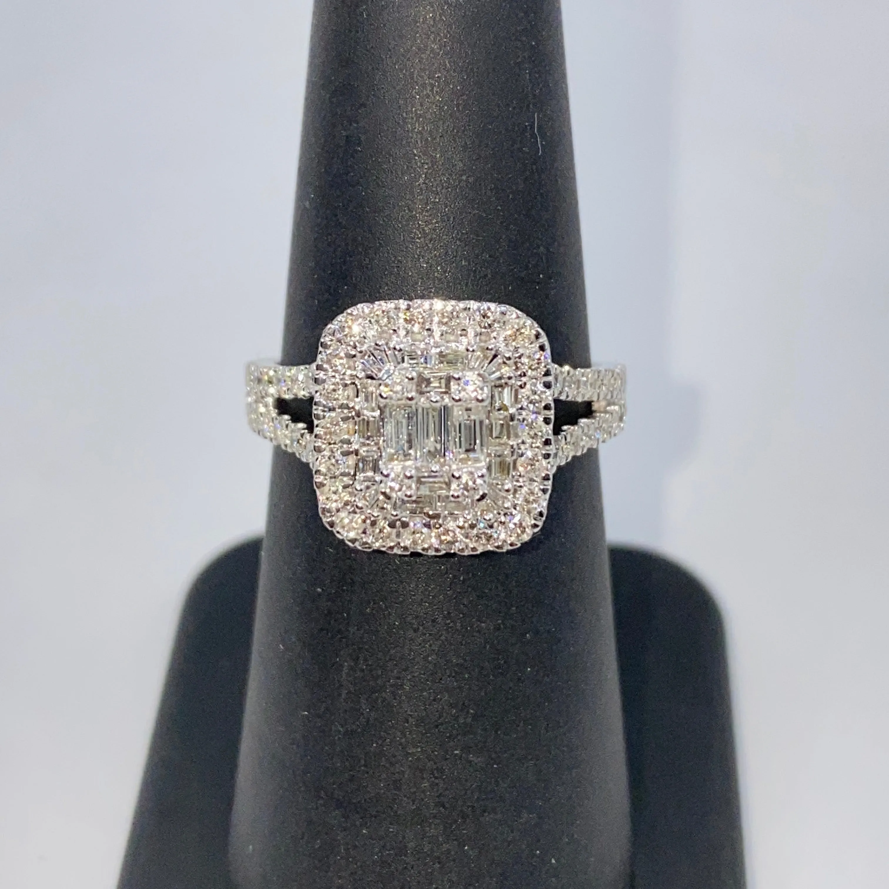 14K Cake Square Diamond Baguette Ring