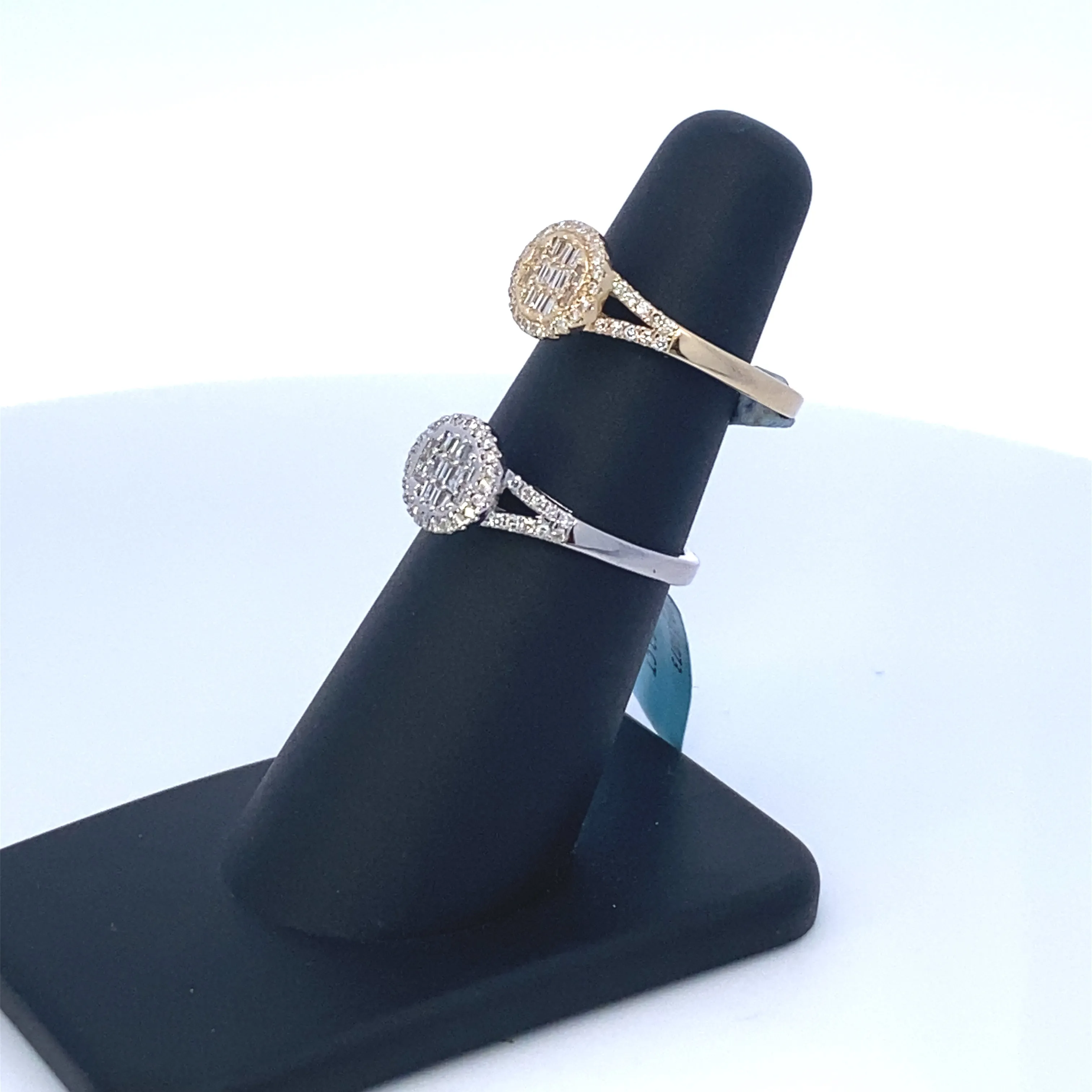 14K Circle Baguette Ring