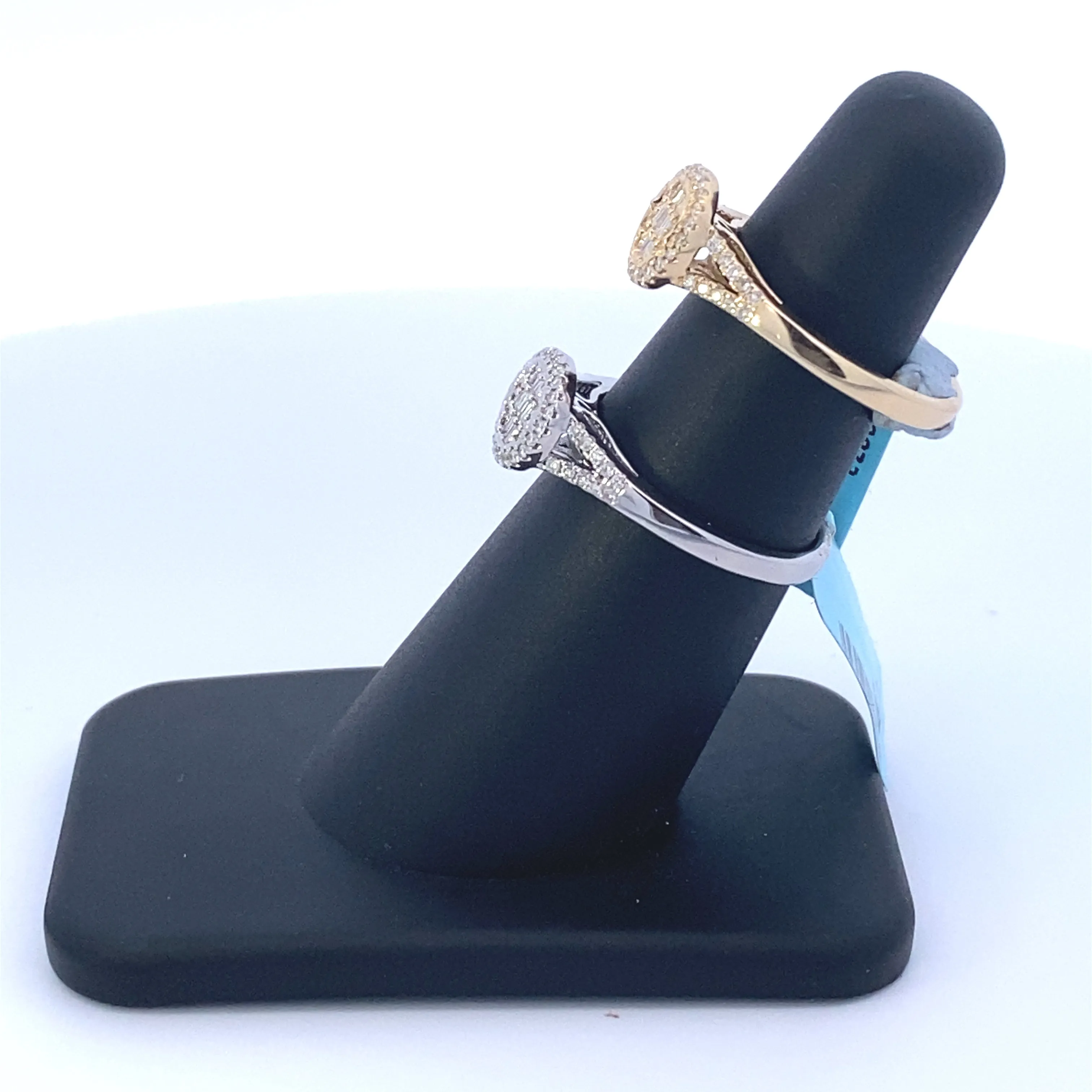 14K Circle Baguette Ring