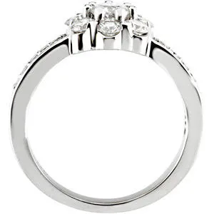 14k White Gold Cluster-Style Ring, Size 7