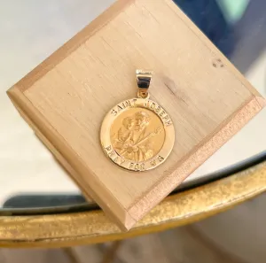 14KT Yellow Gold Satin Saint Joseph Round Medal Pendant 18mm