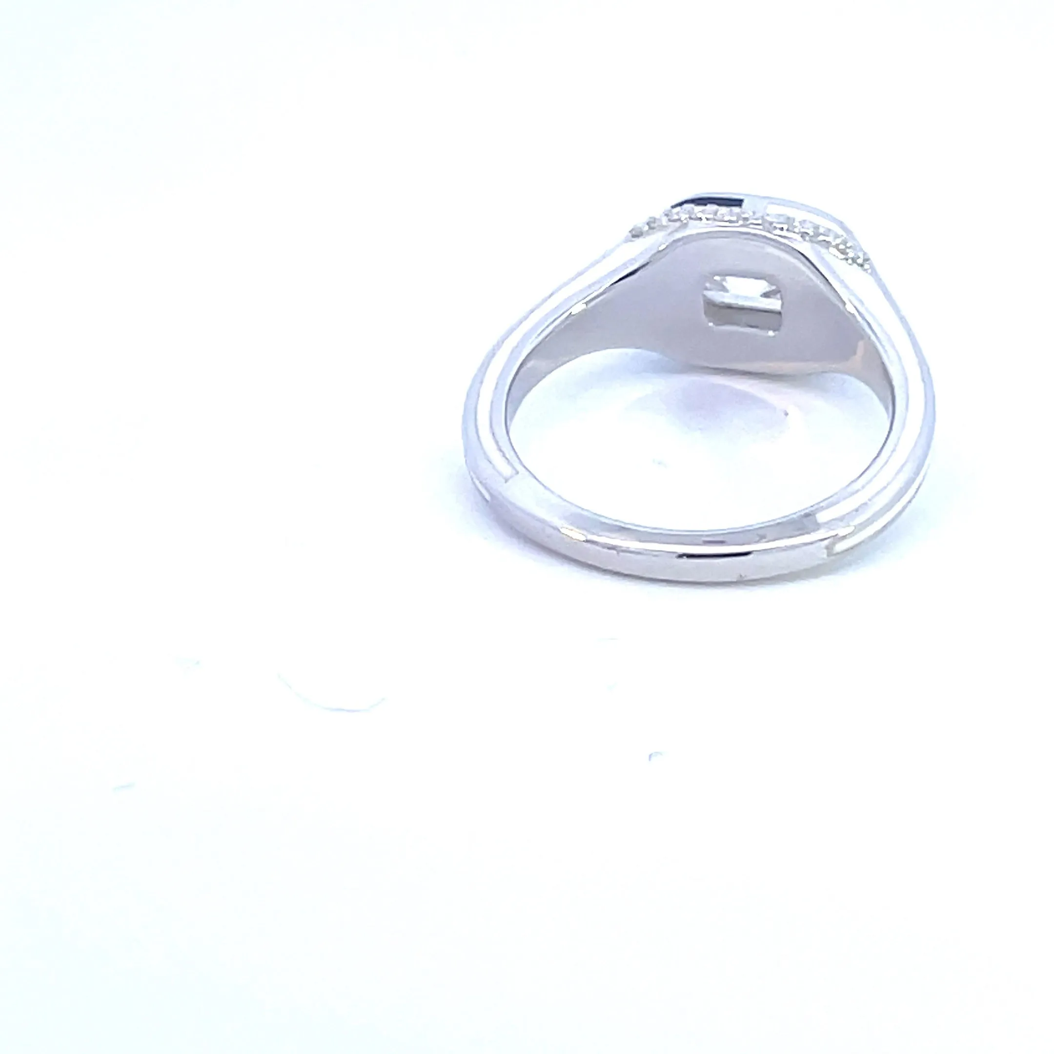 1.5ct White and Black Enamel Ring