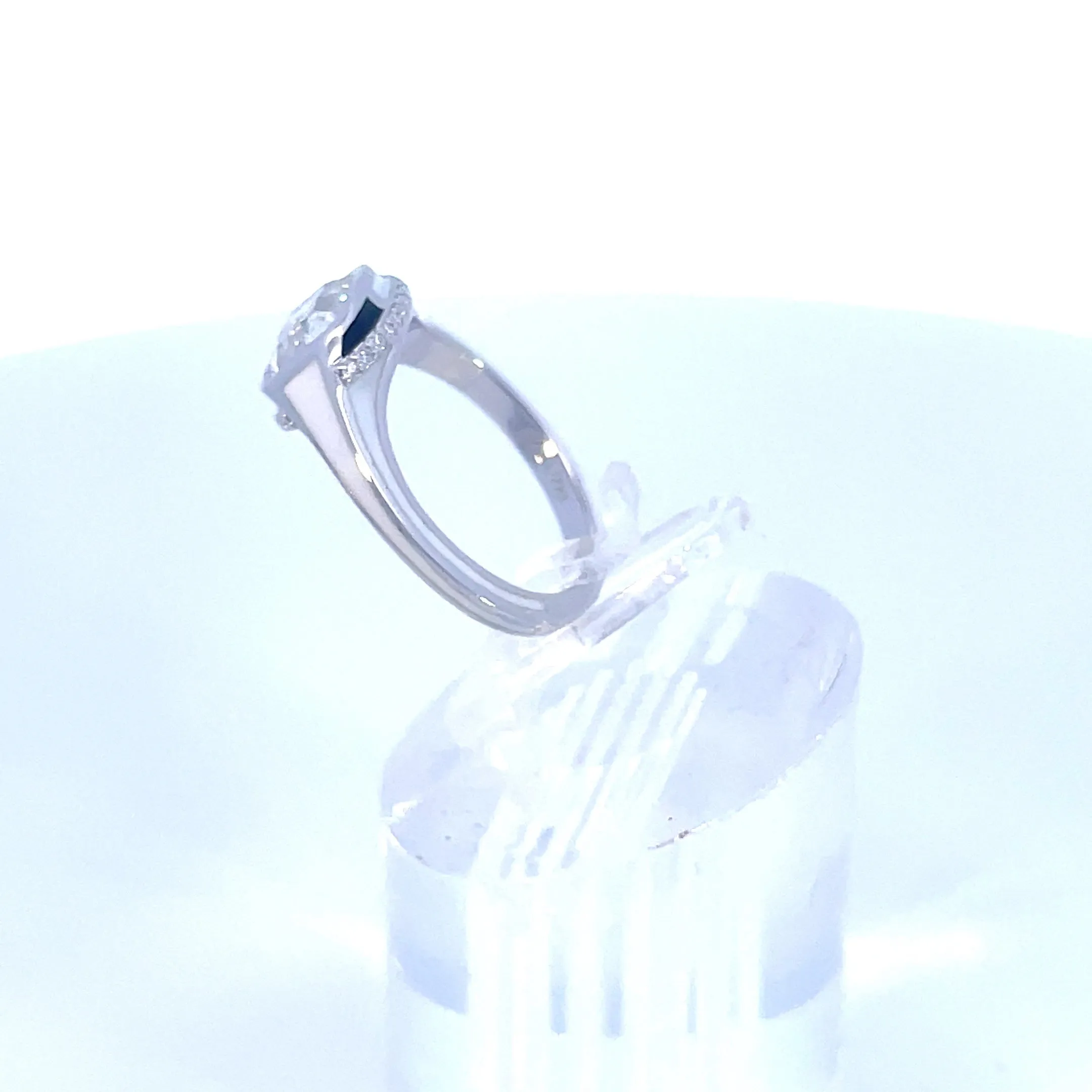 1.5ct White and Black Enamel Ring
