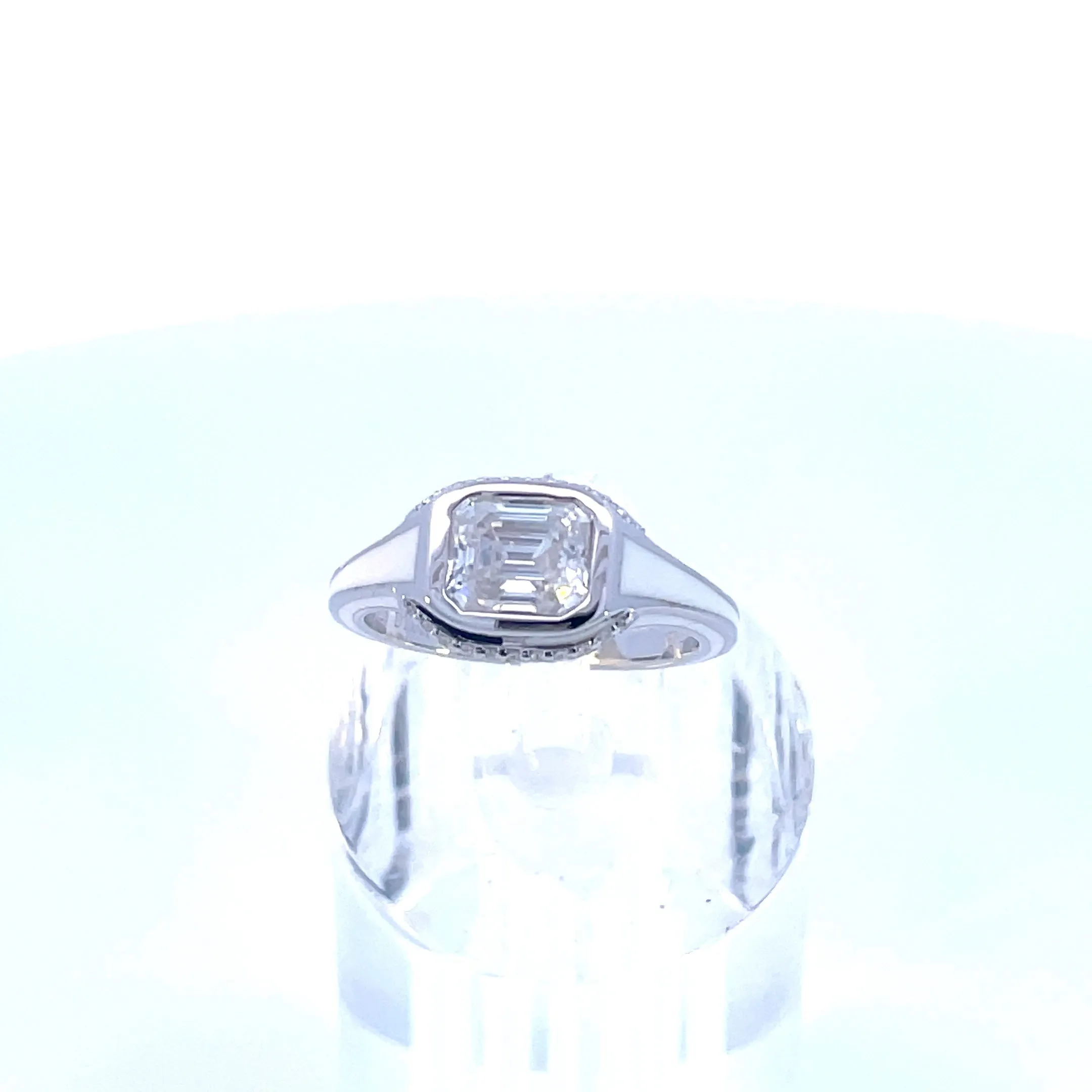 1.5ct White and Black Enamel Ring