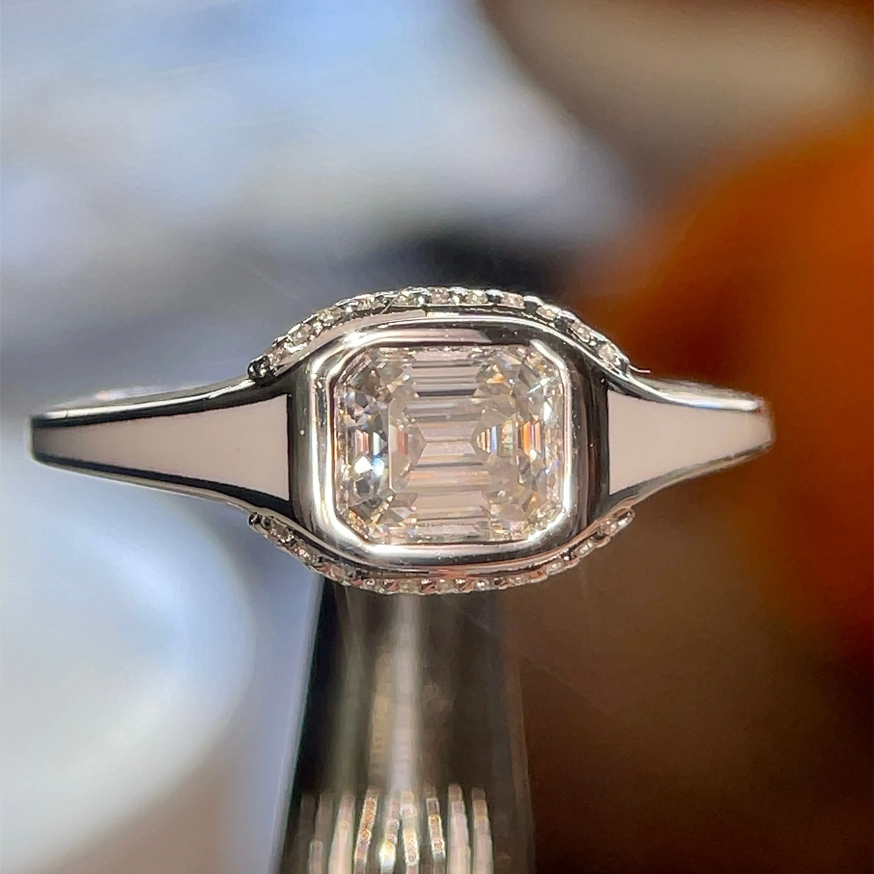 1.5ct White and Black Enamel Ring