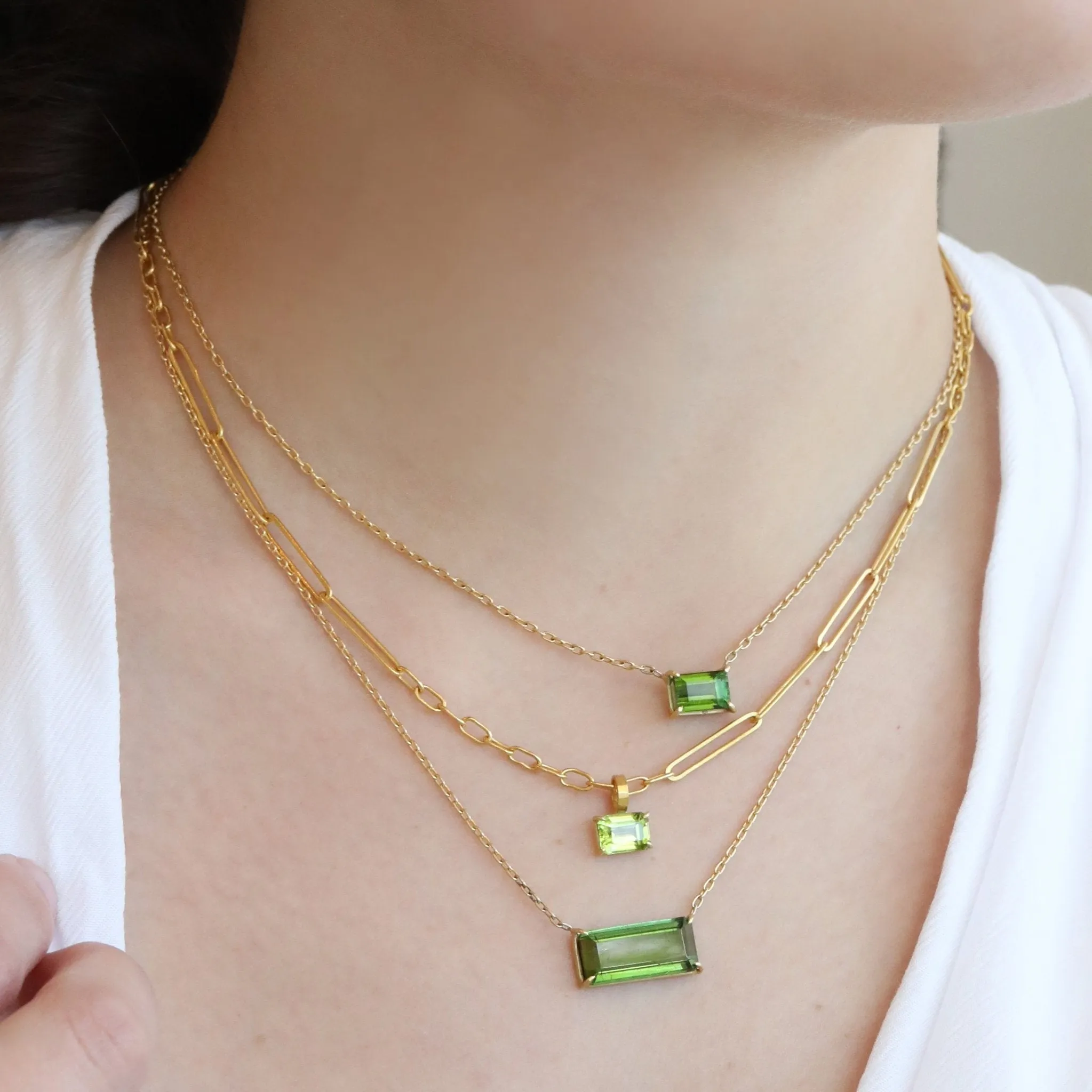 18K Gold Prong-Set Green Tourmaline Bar Necklace