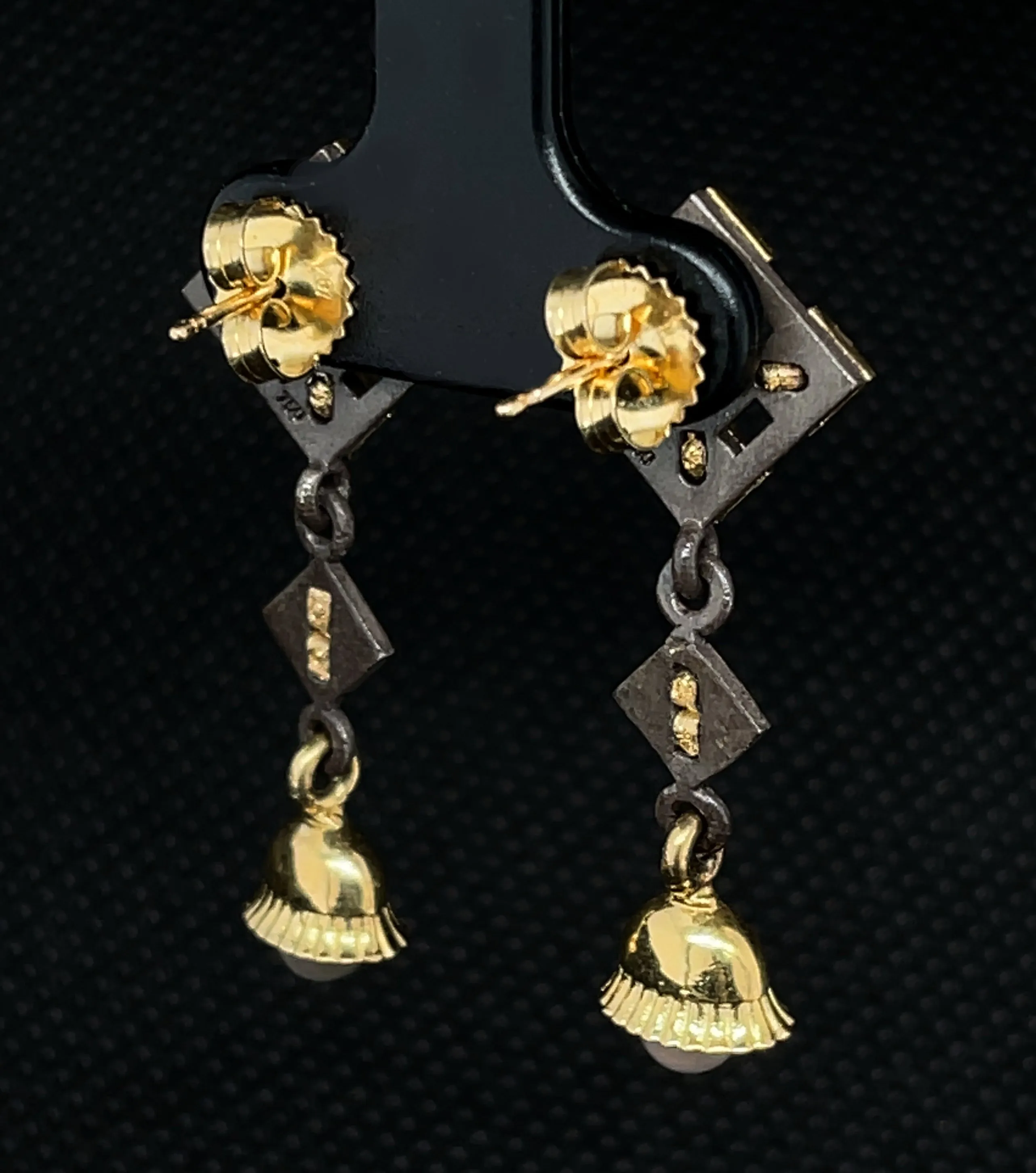 18K Yellow Gold and Silver Dangle Earrings with Pearls