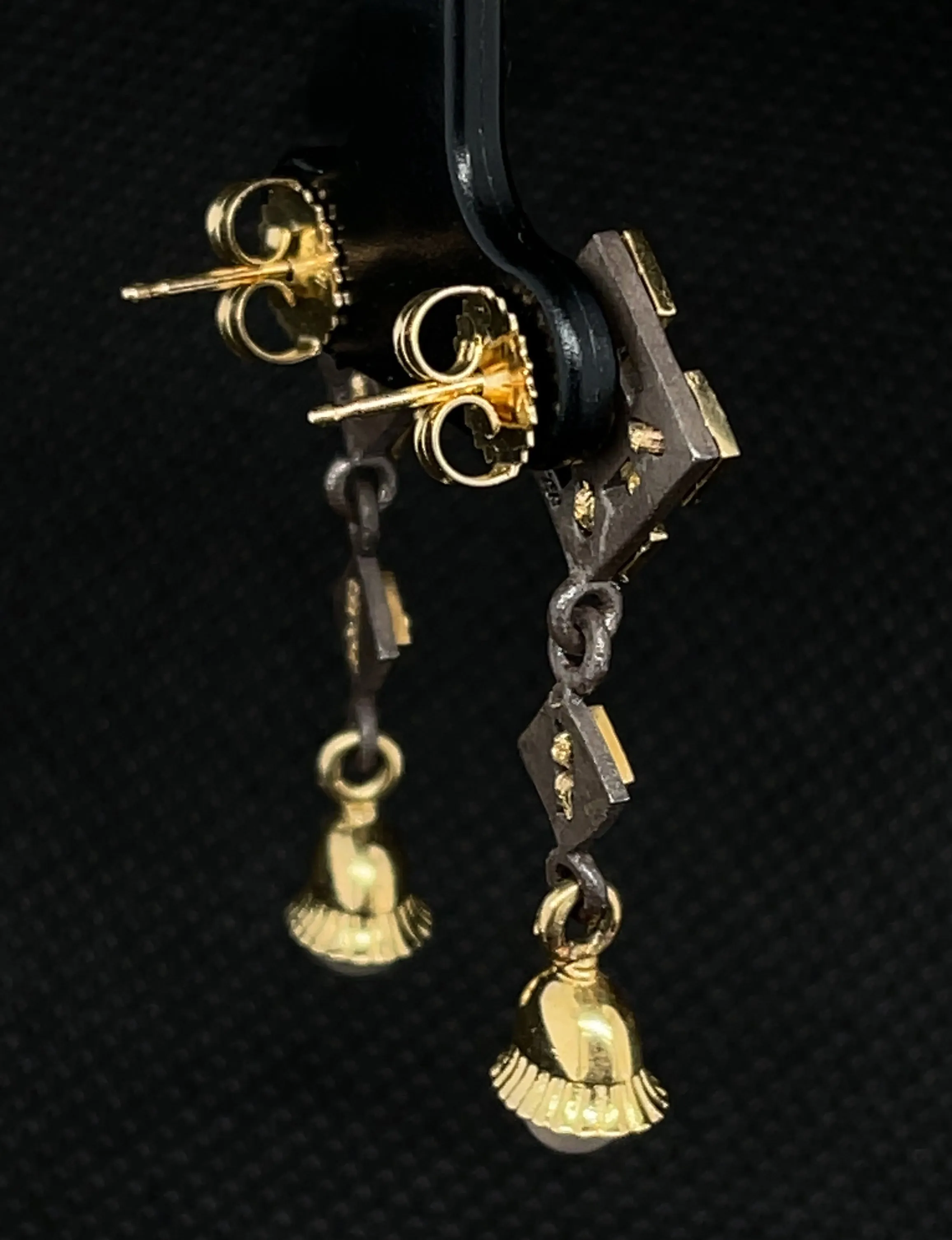 18K Yellow Gold and Silver Dangle Earrings with Pearls