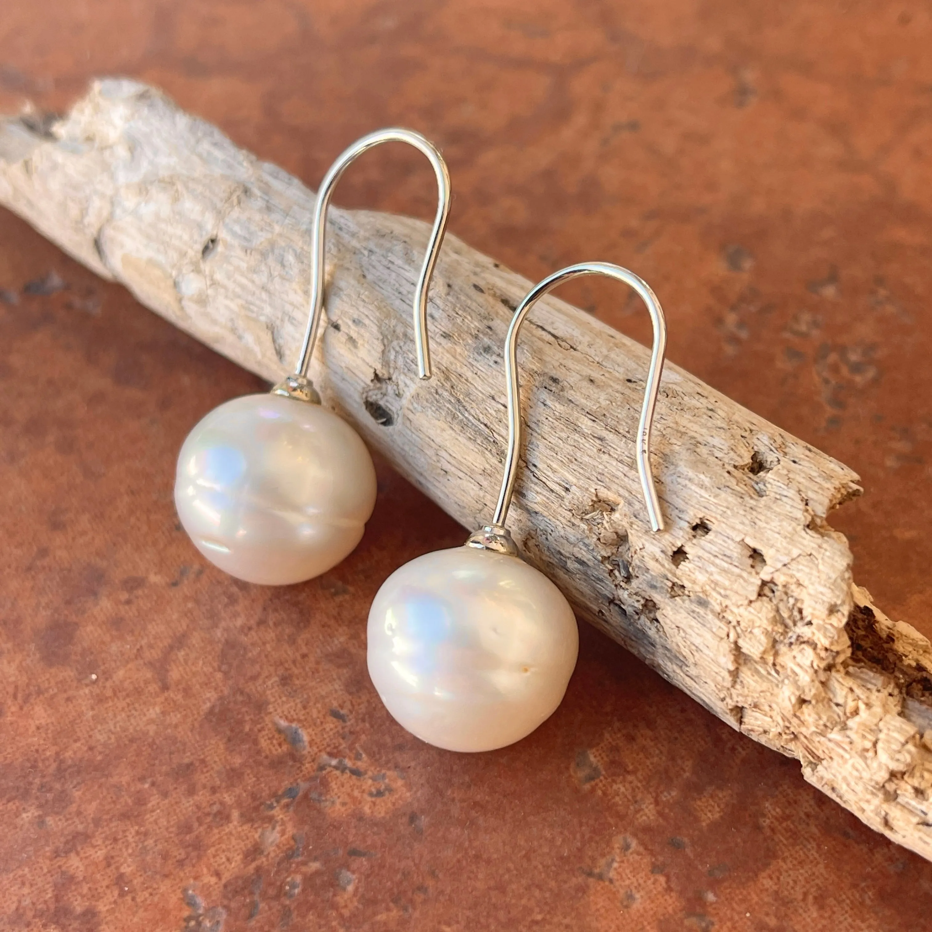 18KT White Palladium Paspaley Pearl Shepherd Hook Drop Earring 14mm