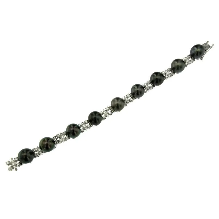1980s Tahitian Saltwater Dyed Pearl and Diamond Gold Bracelet