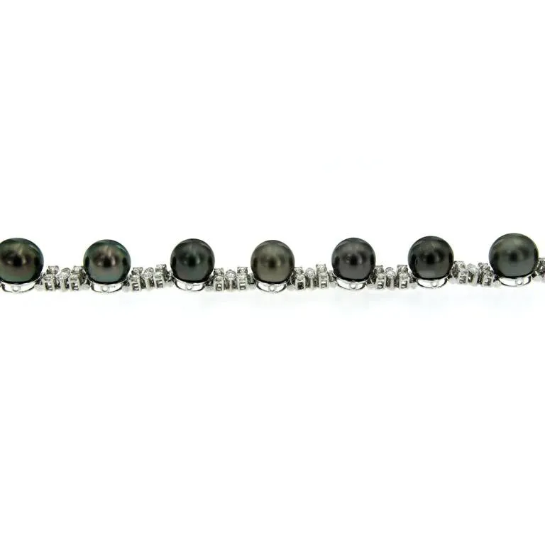 1980s Tahitian Saltwater Dyed Pearl and Diamond Gold Bracelet