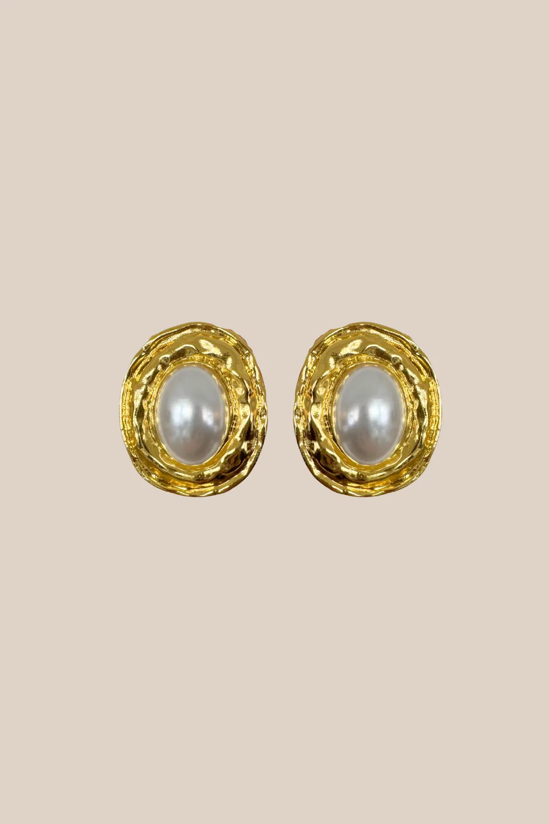 ADONIA STATEMENT EARRING - PEARL
