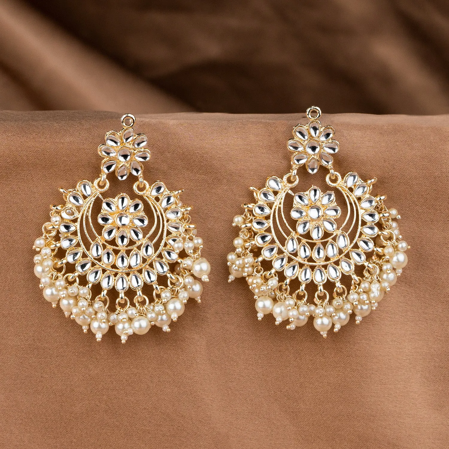 Aishwarya Pearl Kundan Earring
