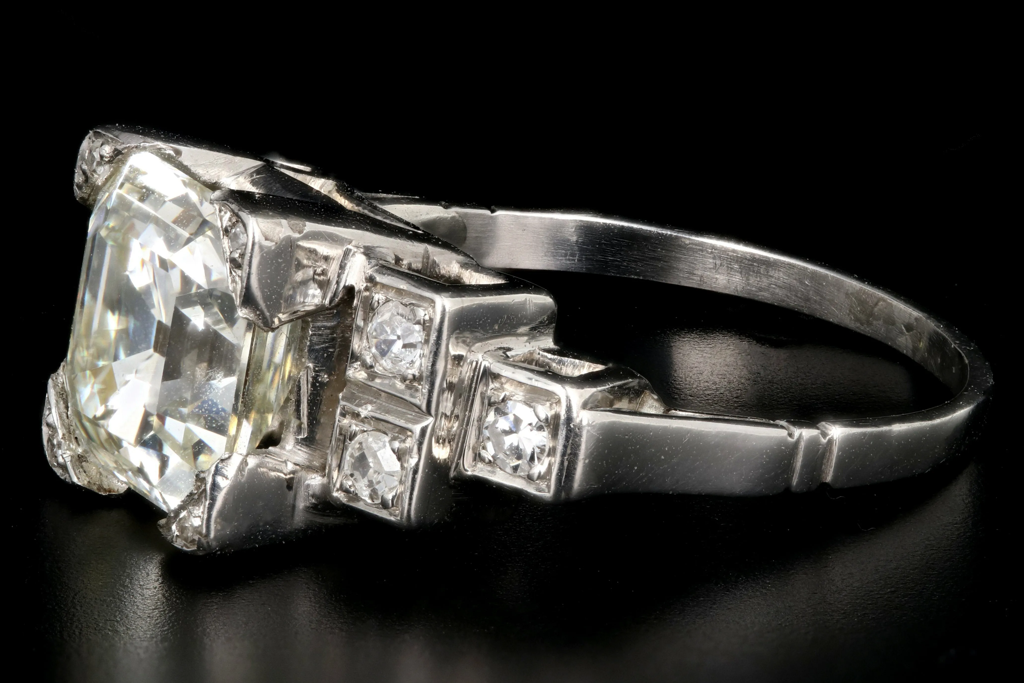 Art Deco 2.52CT Antique Asscher Cut Diamond Engagement Ring GIA Certified