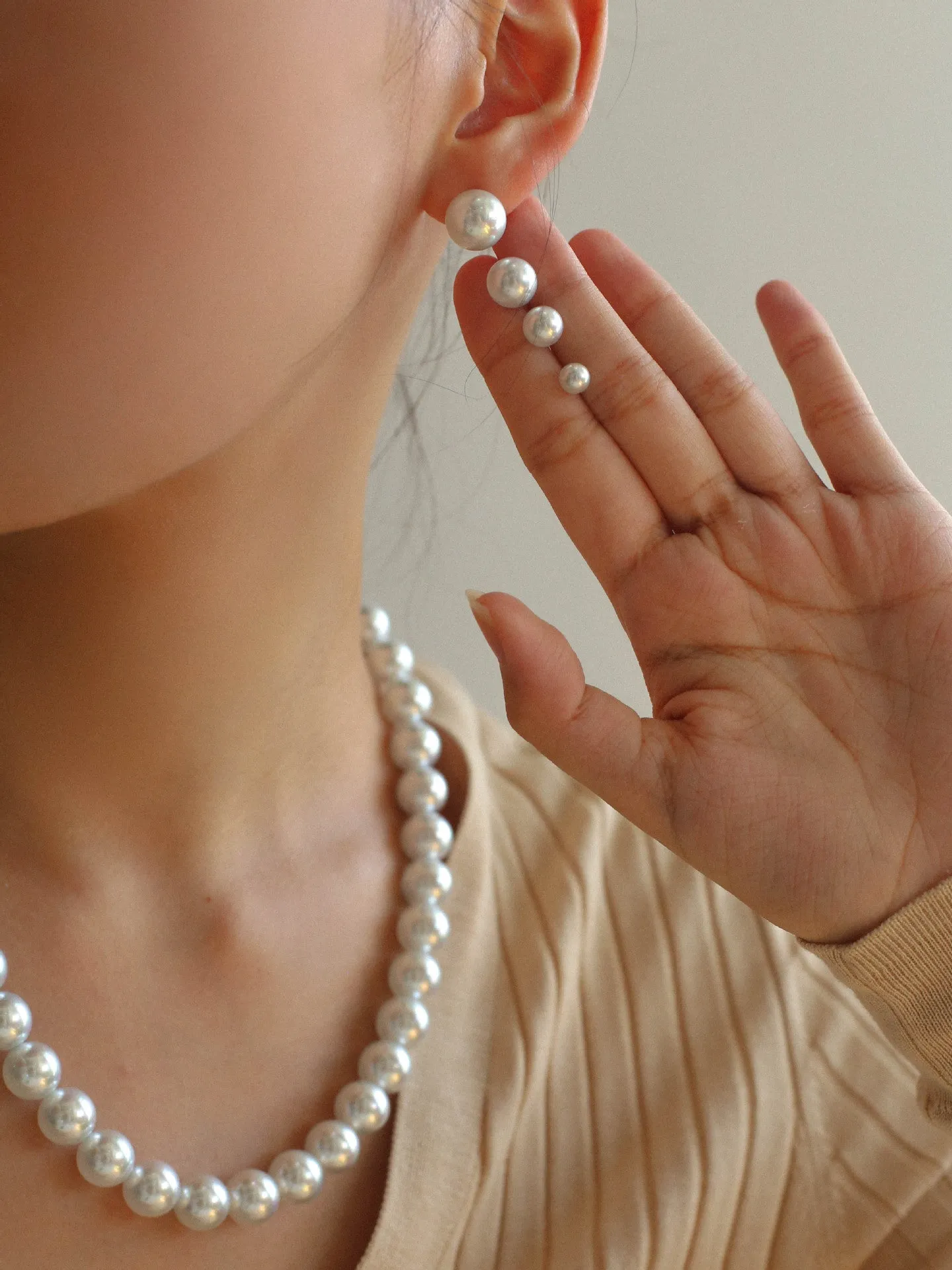 Artificial Australian White Pearl Stud Earrings