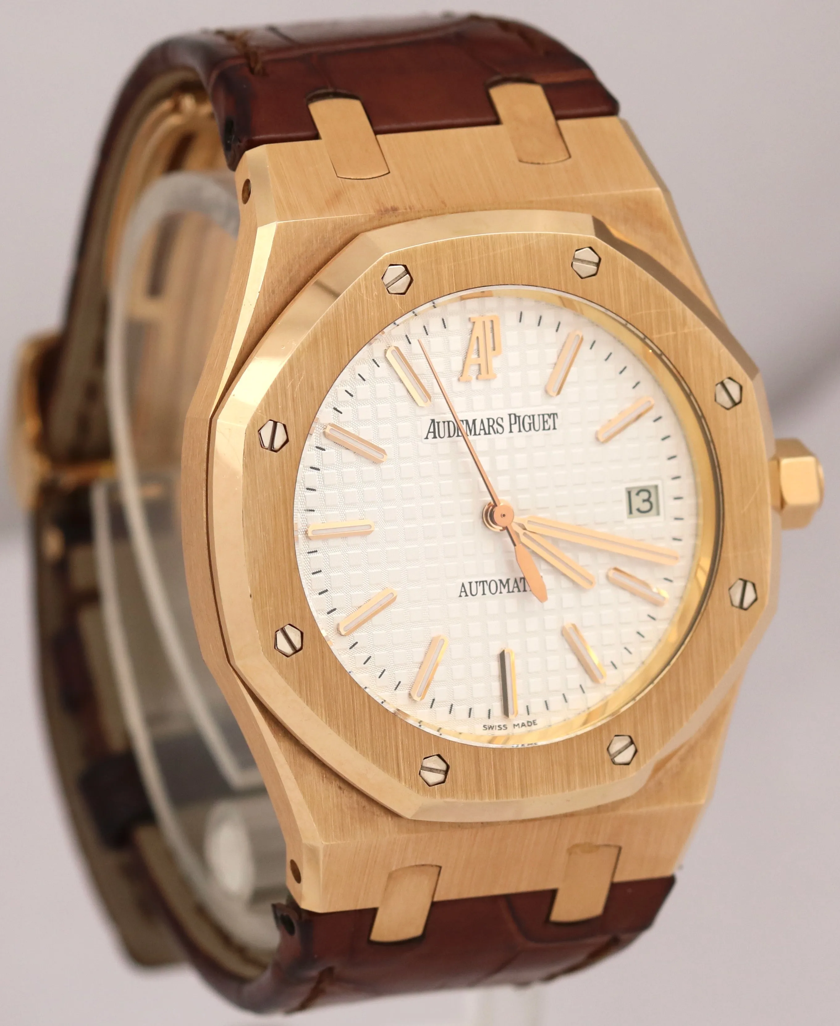 Audemars Piguet Royal Oak 18K Rose Gold WHITE 39mm 15300OR.OO.D088CR.02 Watch