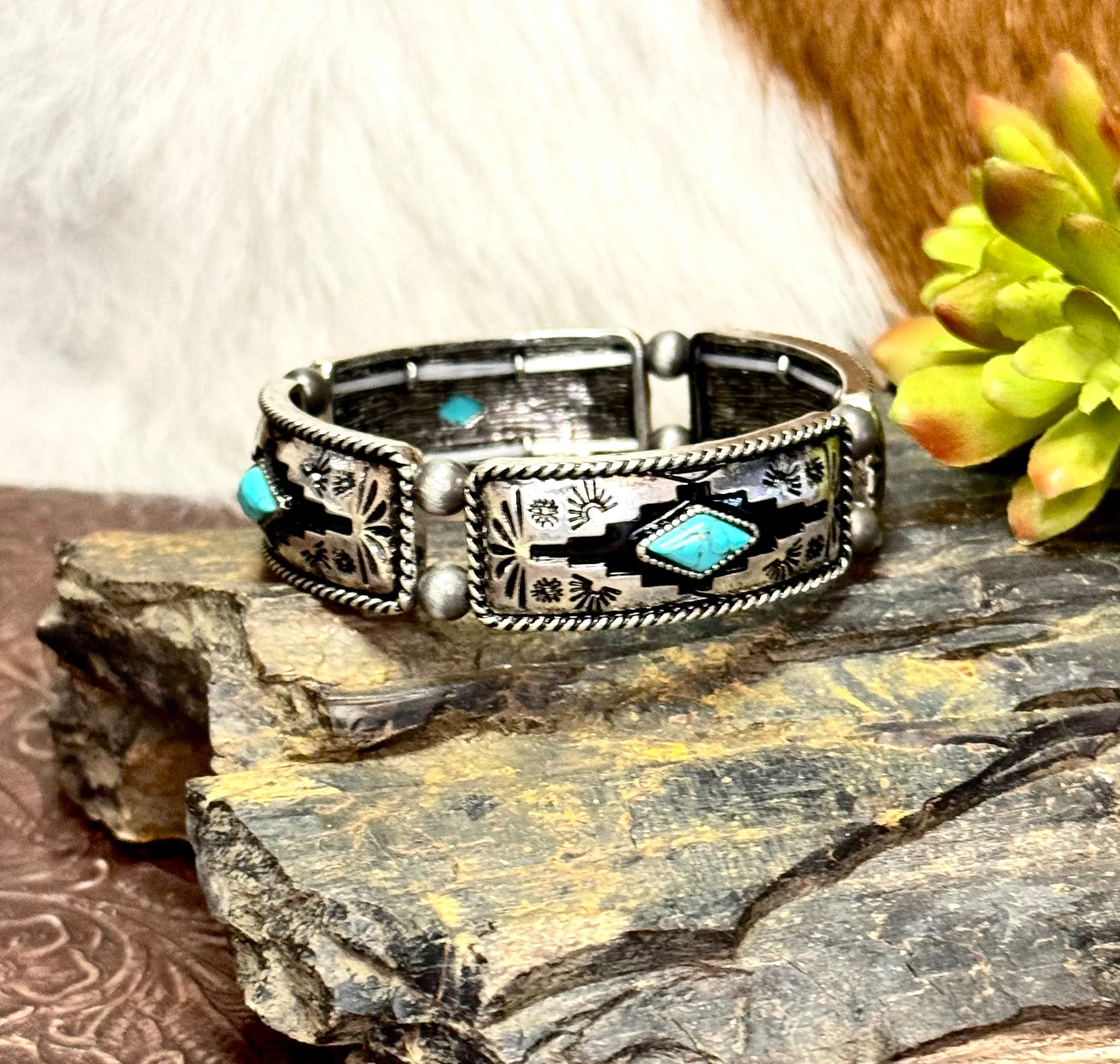 AZTEC VIBES