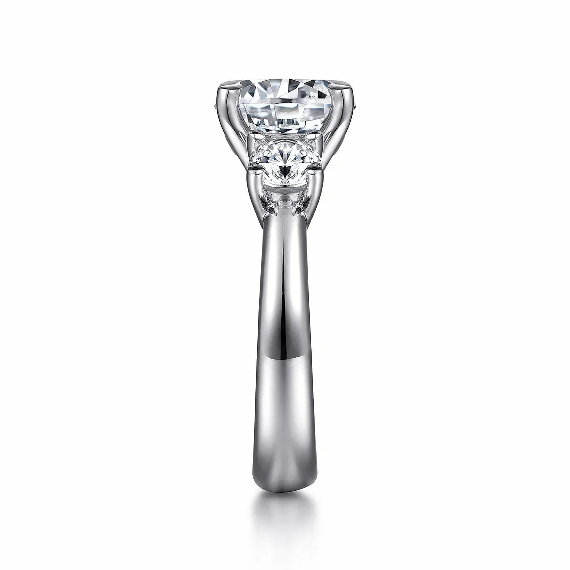 Cathedral Style Three Stone Round Diamond Mounting