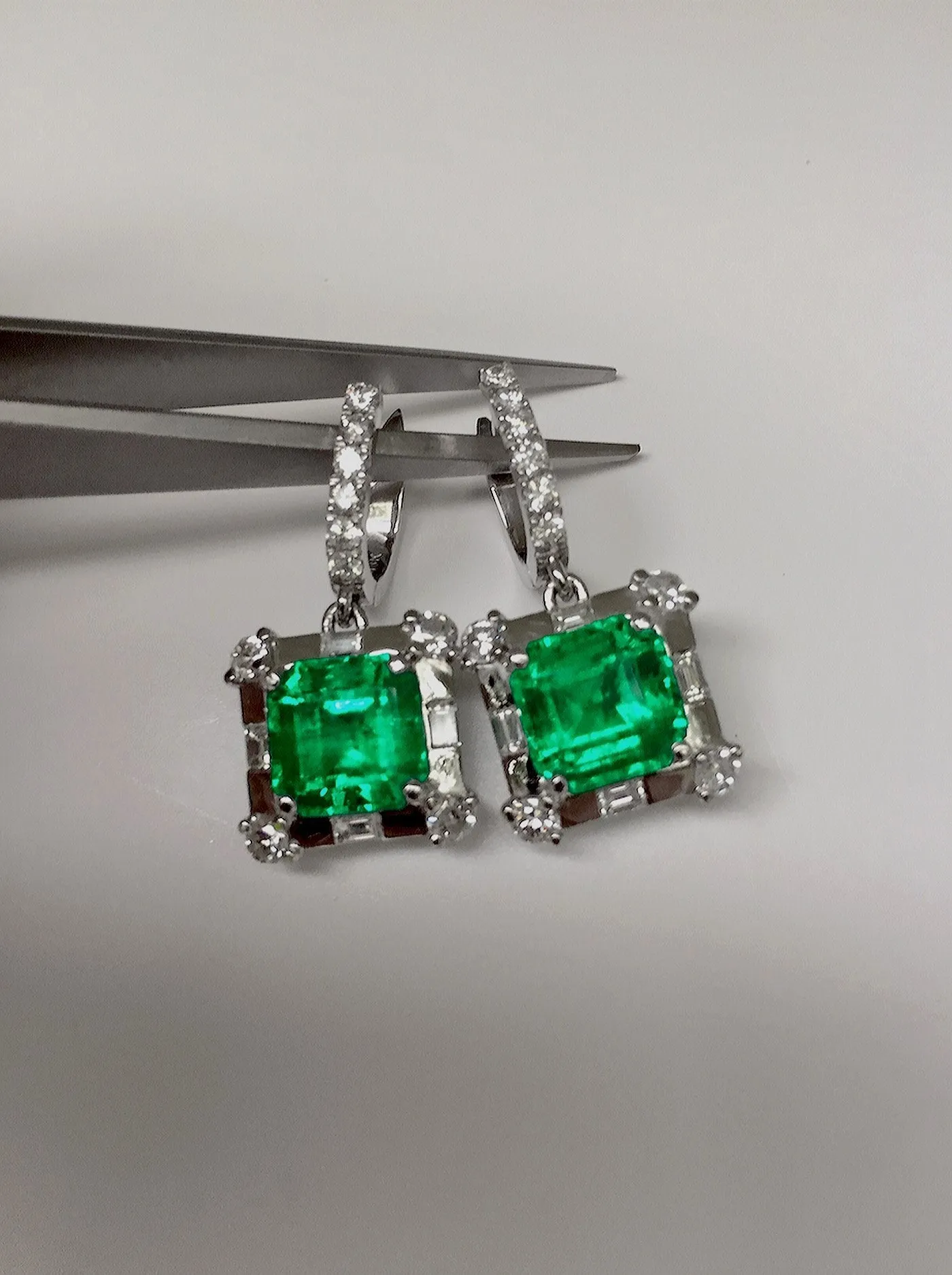 Certified 10.77 Carat Colombian Emerald Diamond Earrings 18K