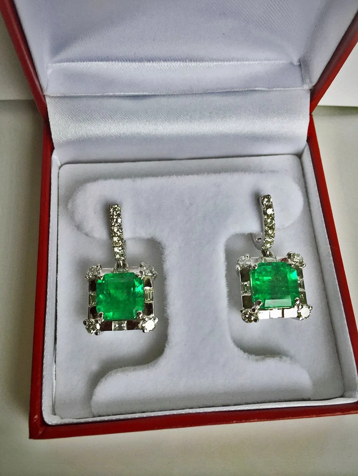 Certified 10.77 Carat Colombian Emerald Diamond Earrings 18K