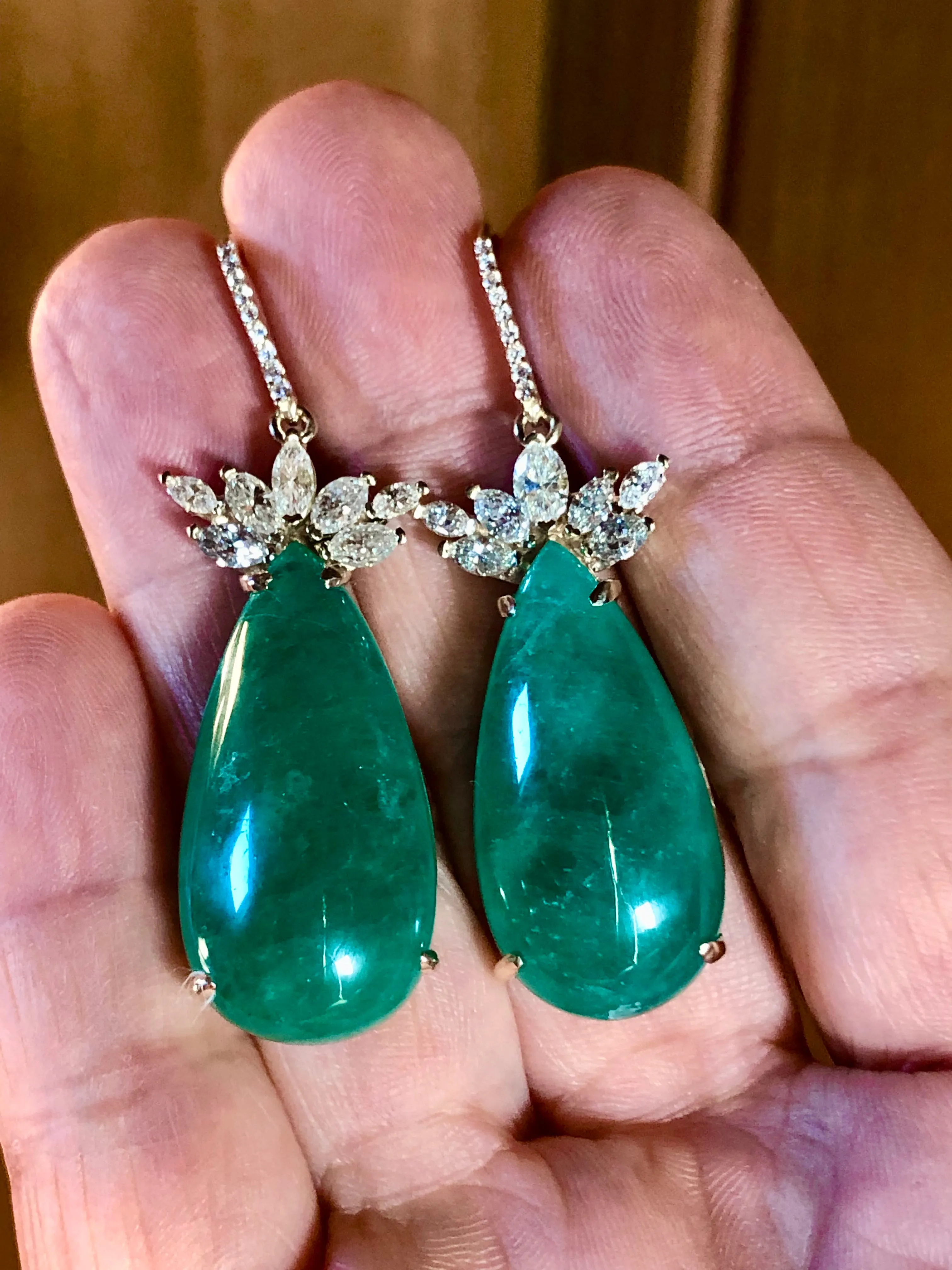 Certified Pear-Shaped Colombian Emerald and Diamond Earrings 18K