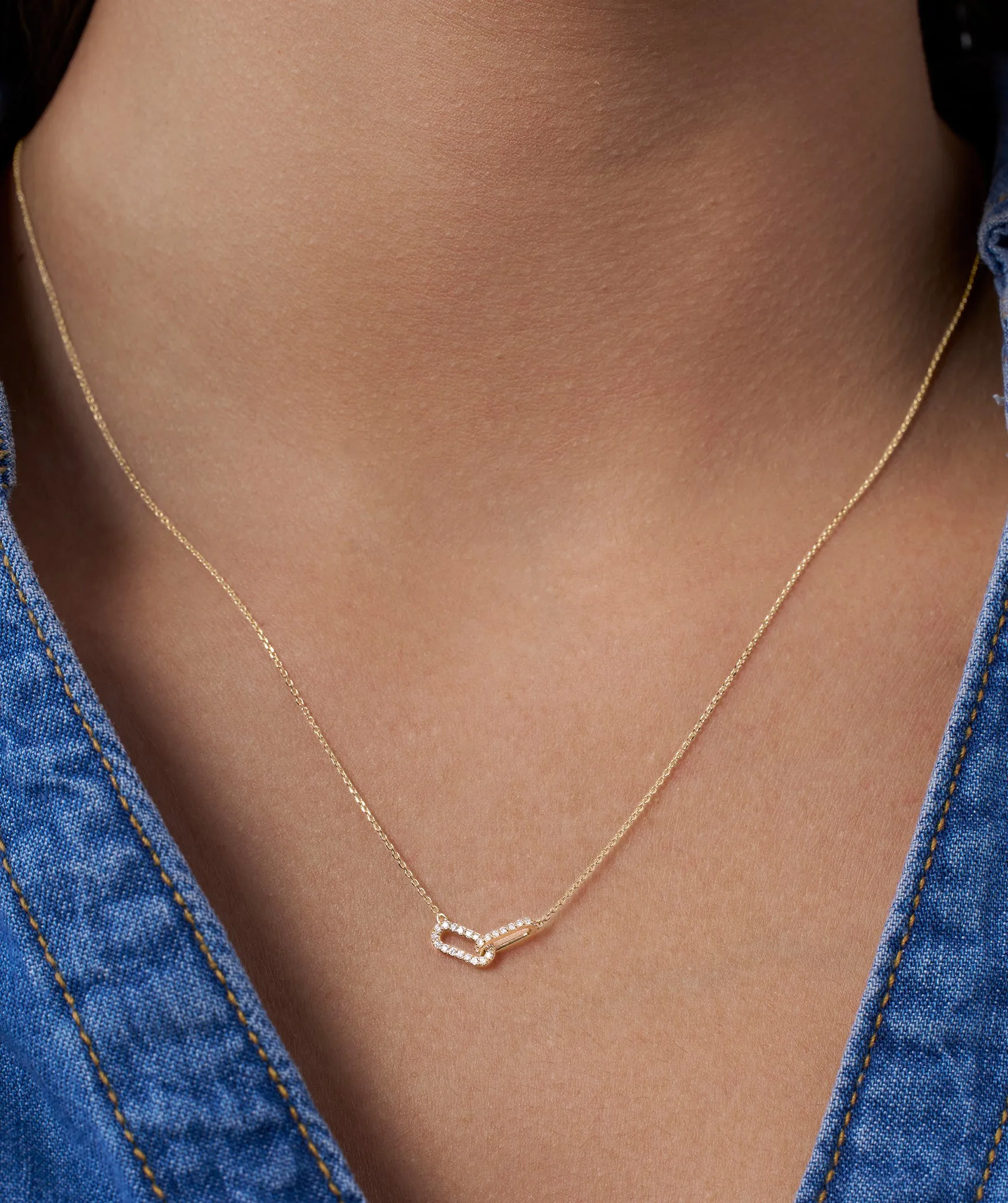Chic Unity 14K Gold Necklace