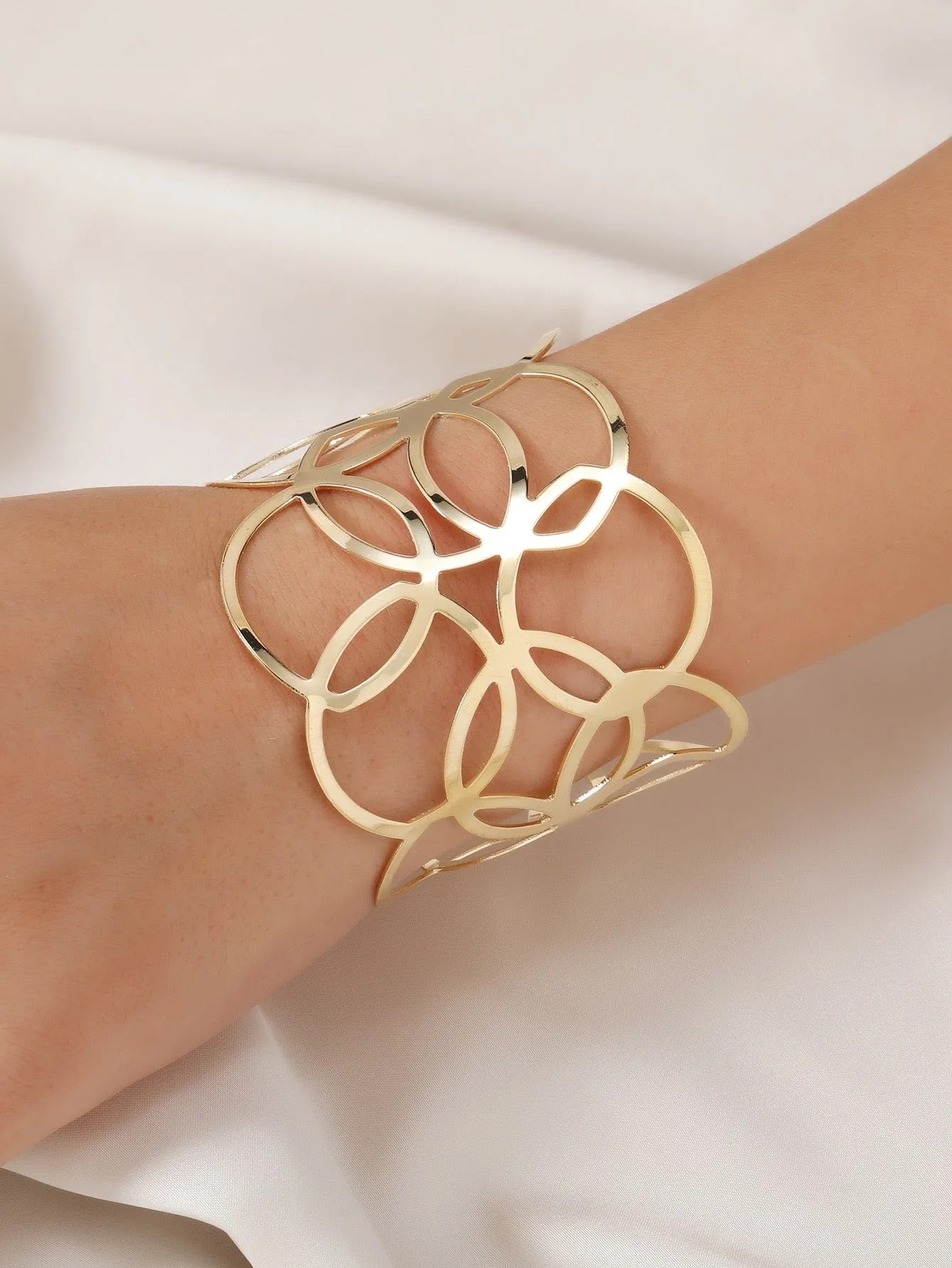 Circle Design Gold Cuff Bracelet