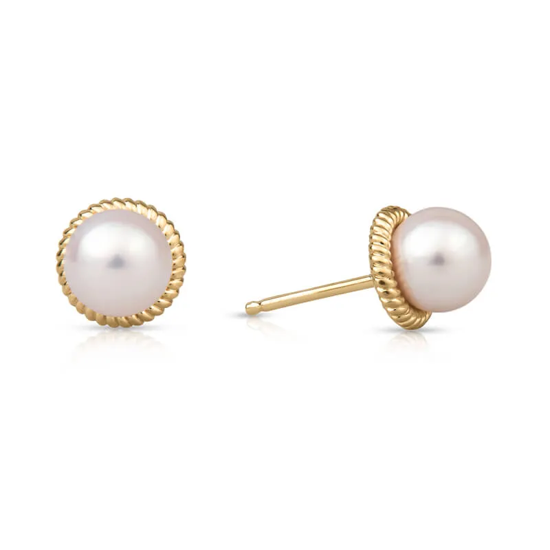 Classic Pearl Earrings