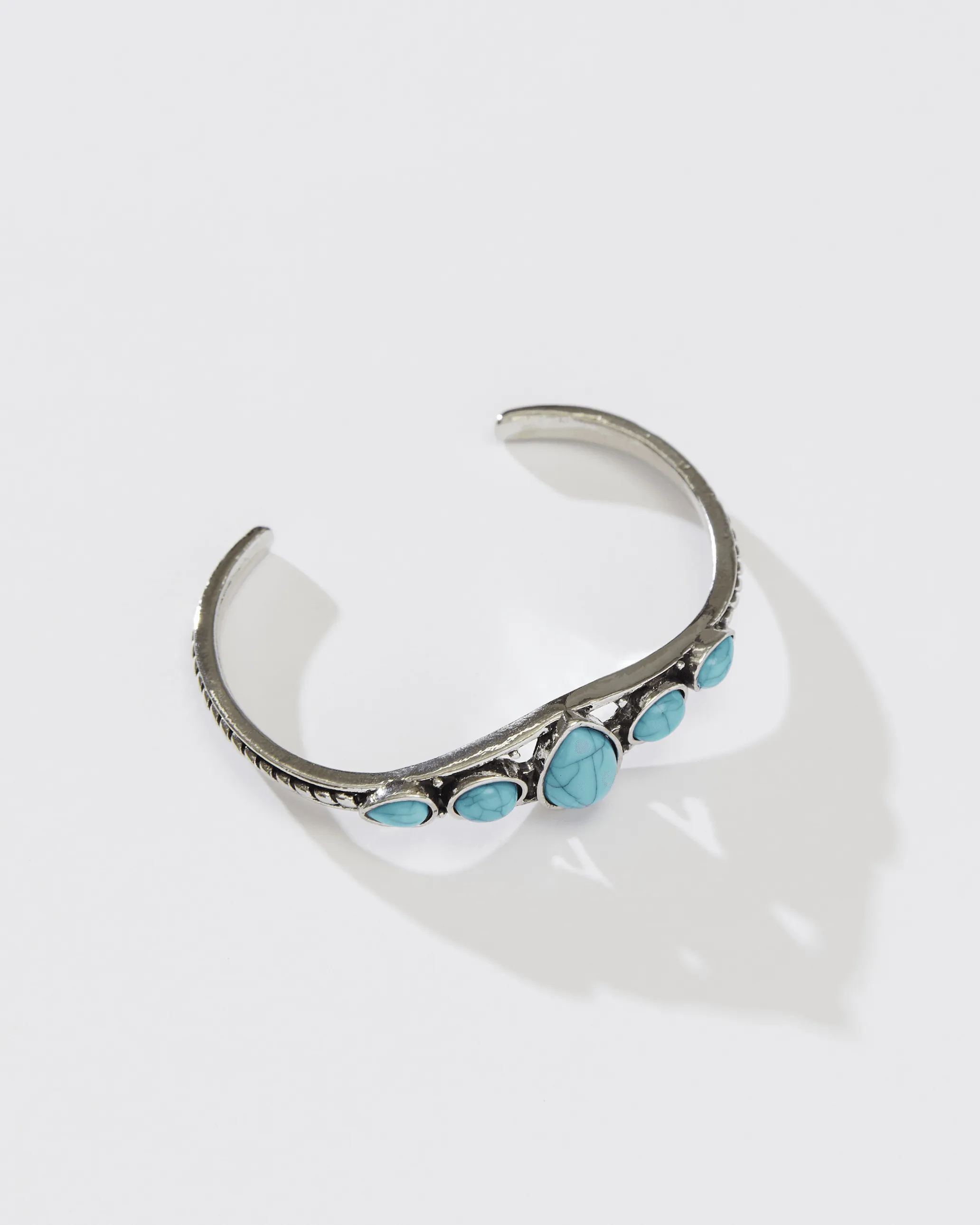 CUFF IT BRACELET