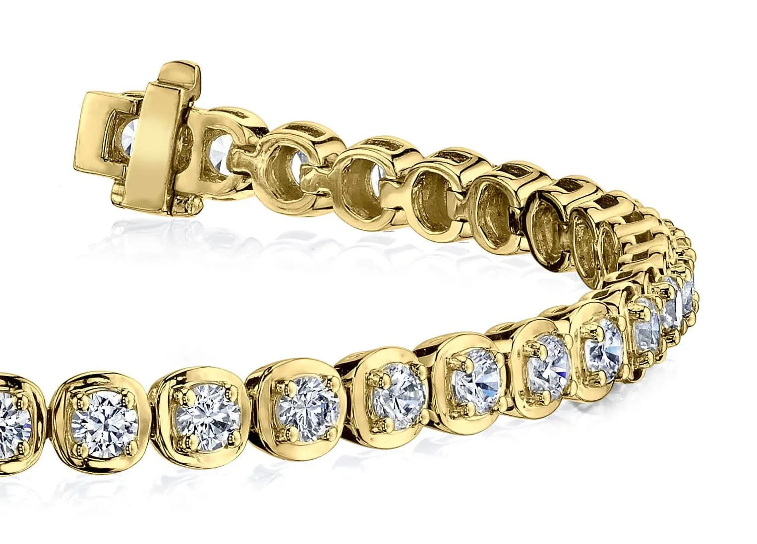 Cushion Inspired Round Lab-Grown Diamond Bracelet with 5.04 ct.(finished) 3.3mm