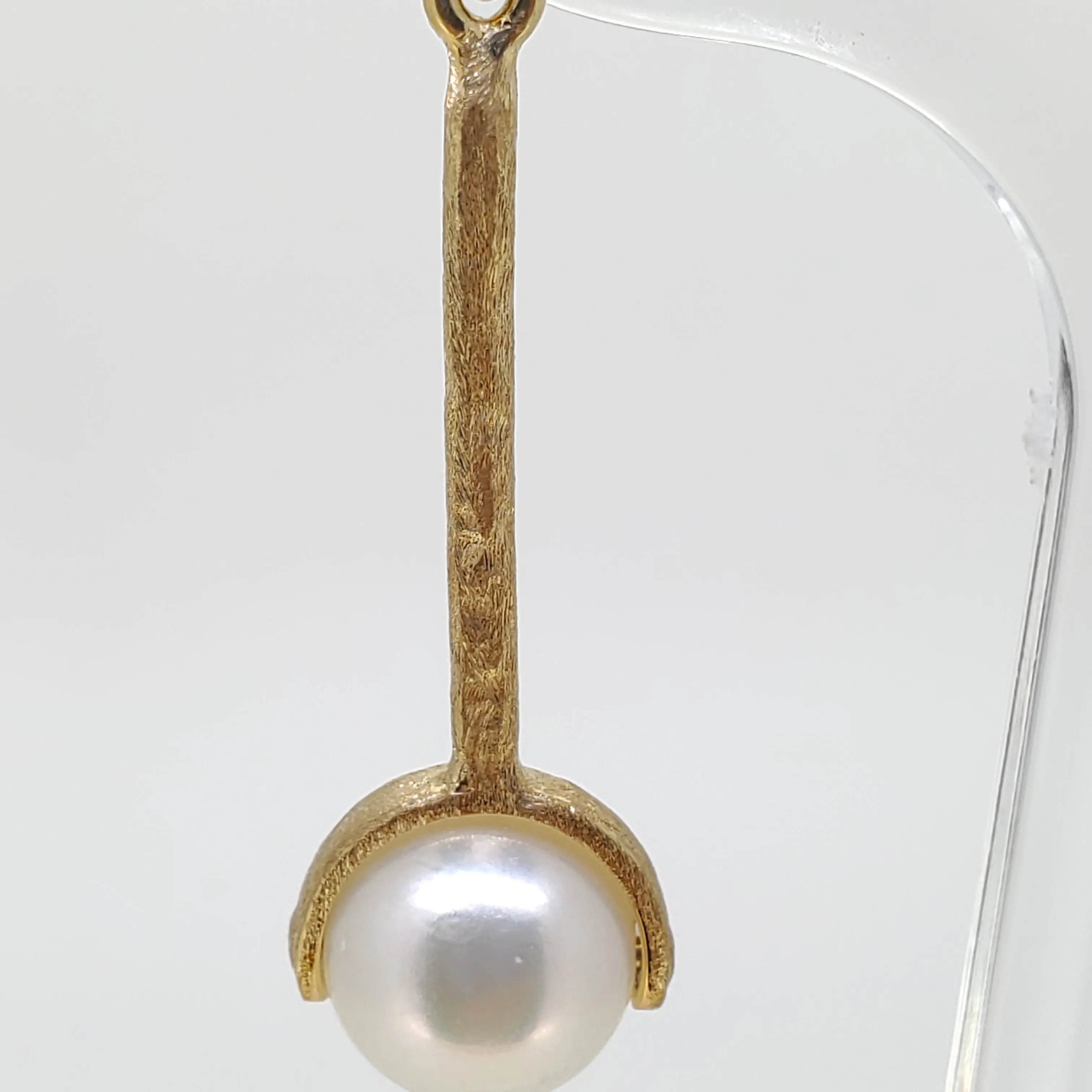 Dangle Pearl Earrings