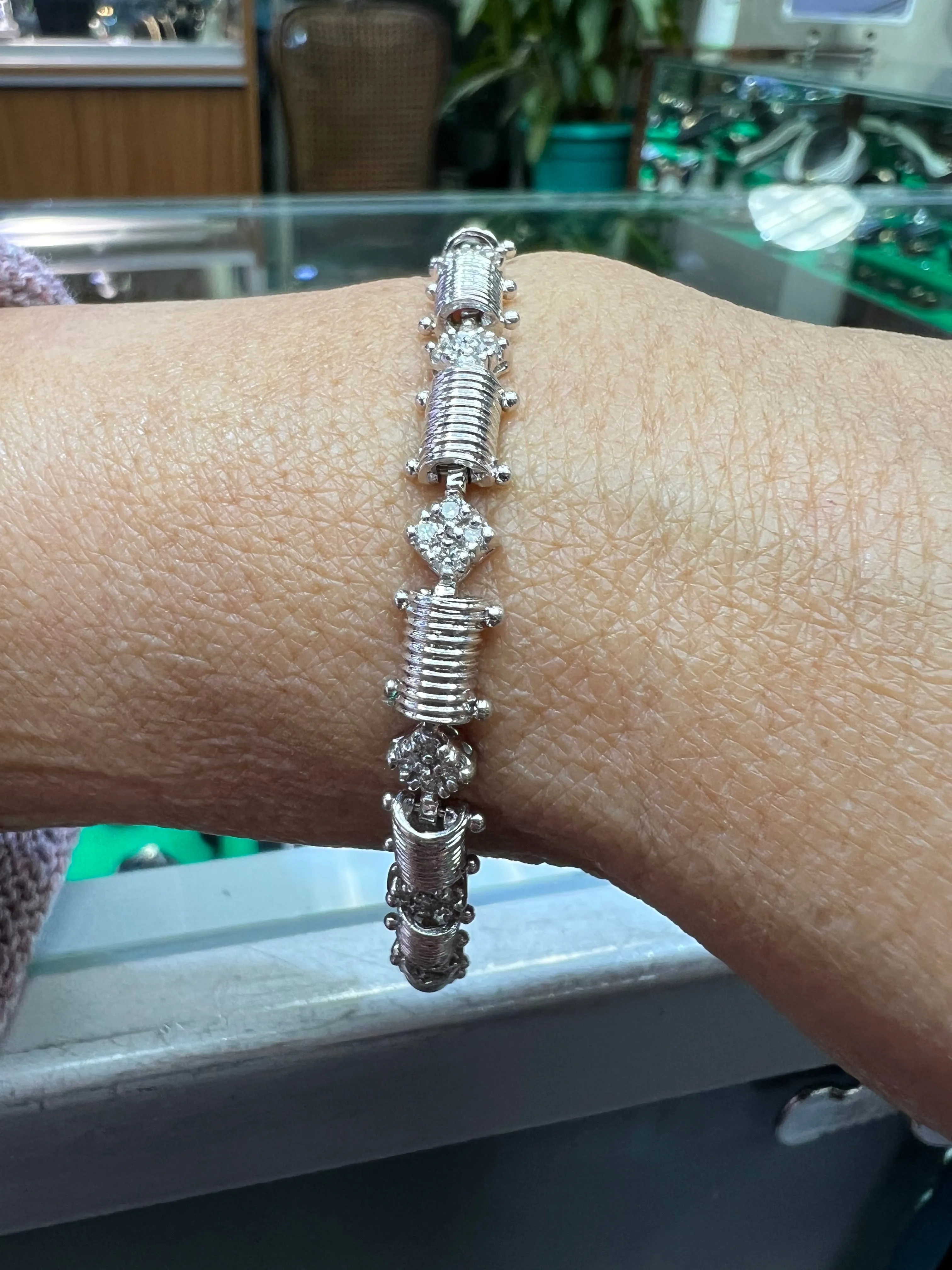 Diamond 14k White Gold Link Bracelet 7.25" Long
