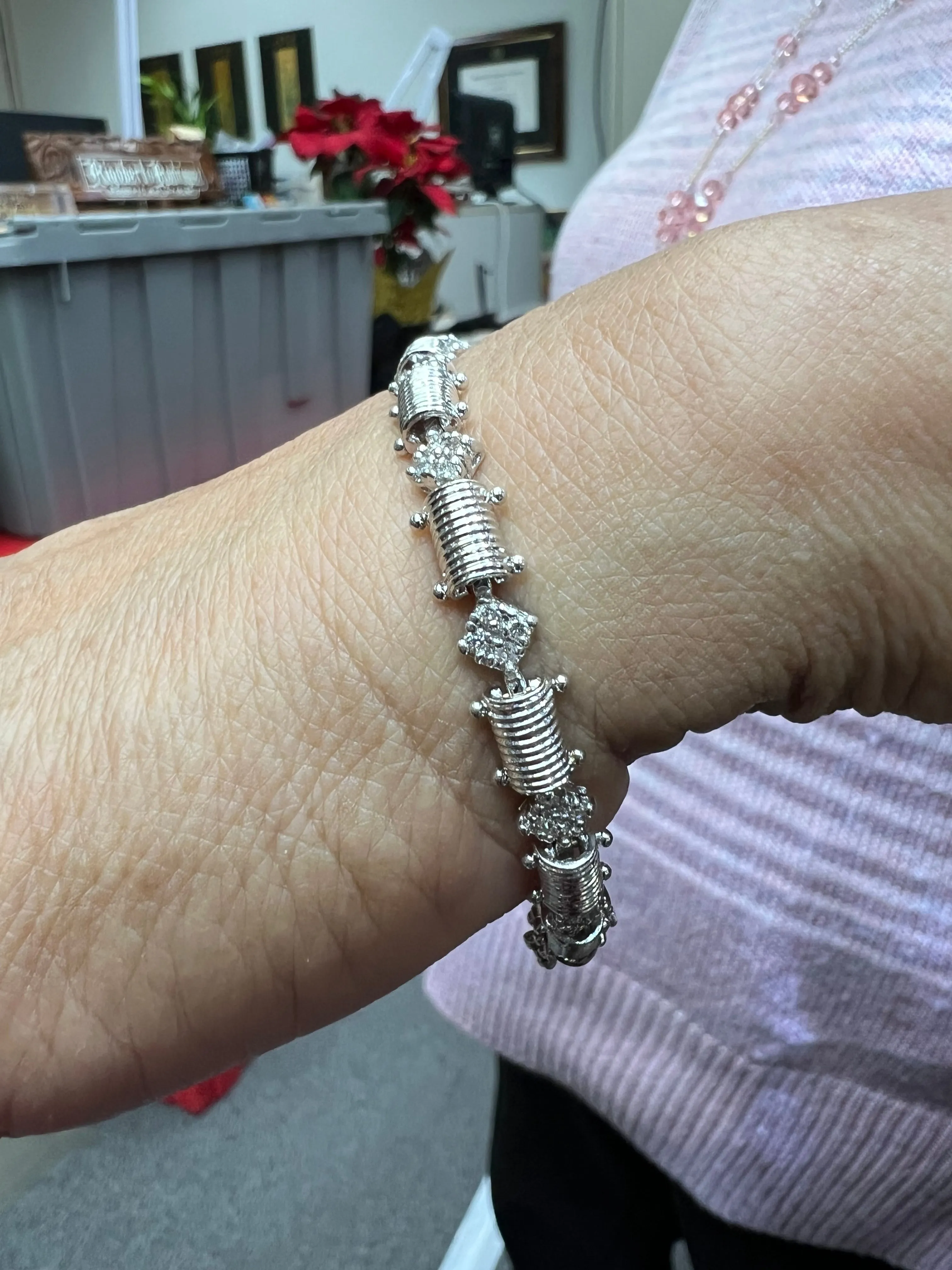 Diamond 14k White Gold Link Bracelet 7.25" Long