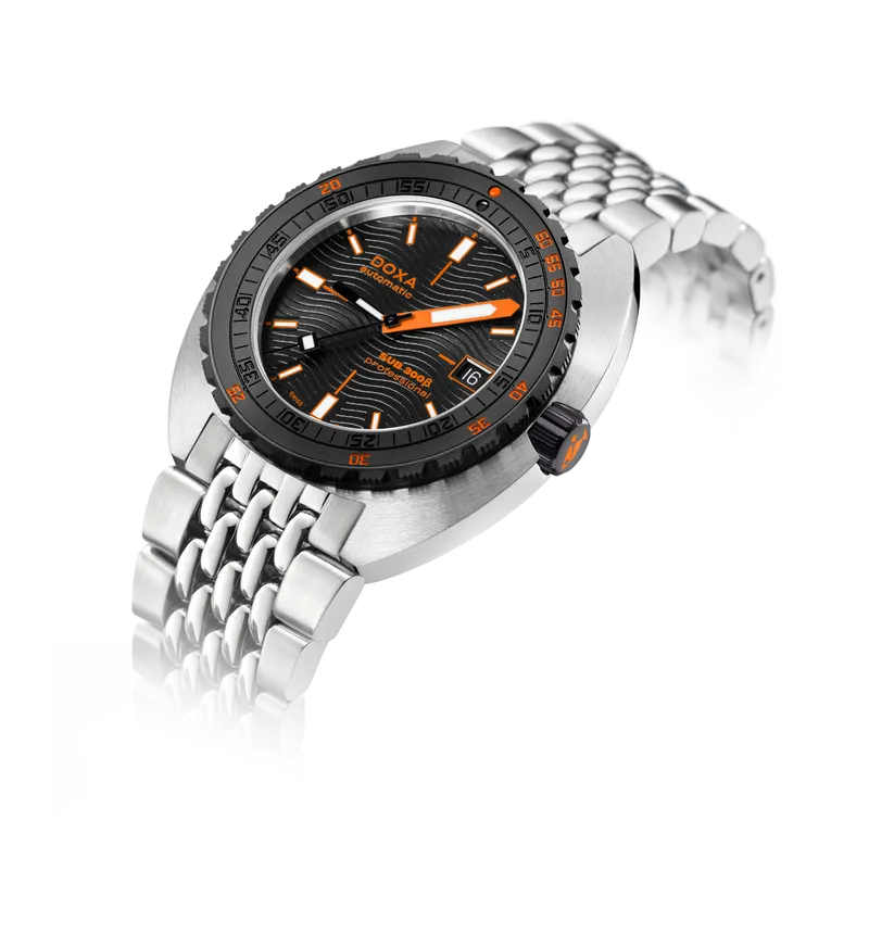 DOXA SUB 300 BETA PROFESSIONAL ON BRACELET