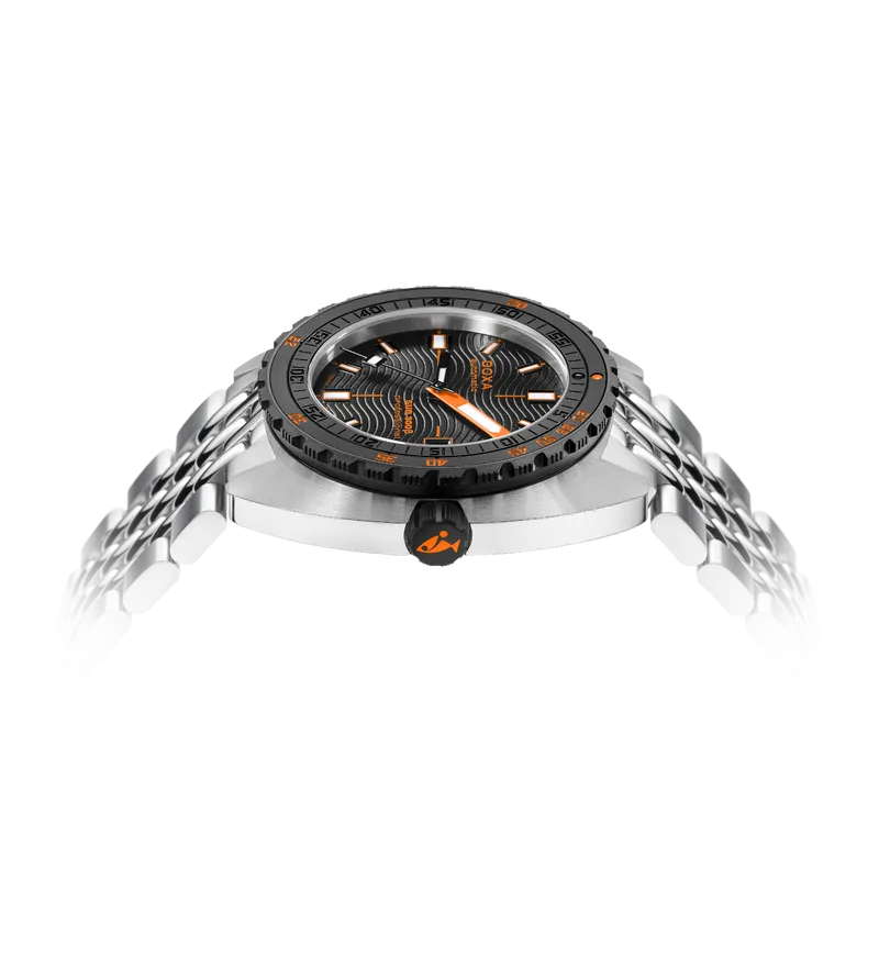 DOXA SUB 300 BETA PROFESSIONAL ON BRACELET