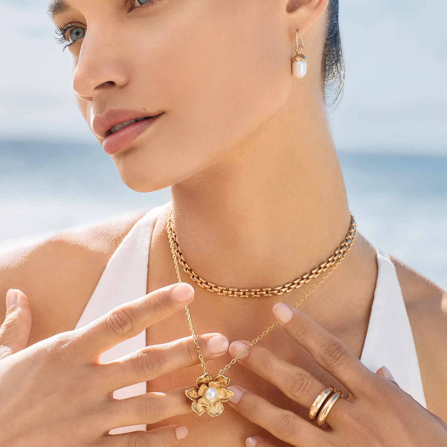 Everbloom Pearl Drop Earrings- Gold
