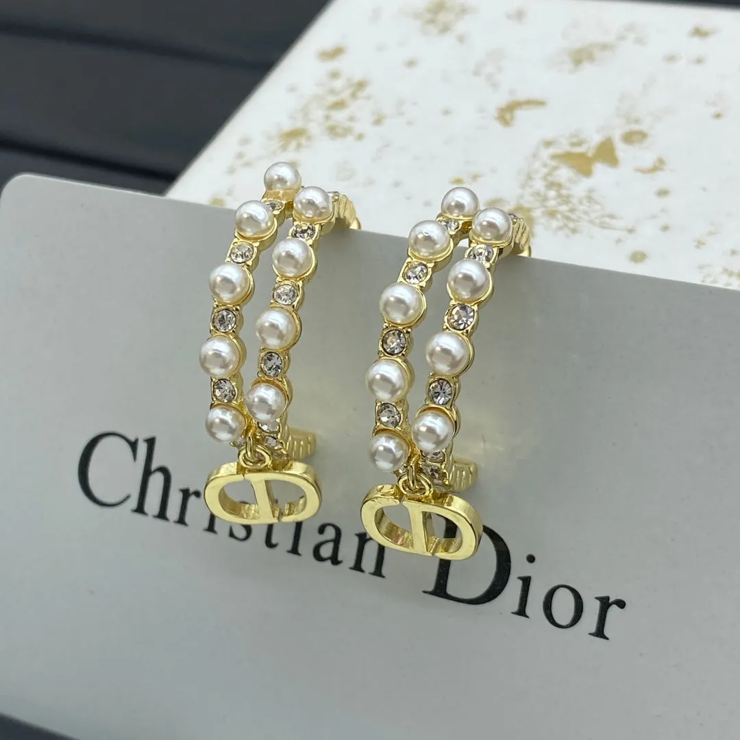 Fashion CD Pearl Earrings
