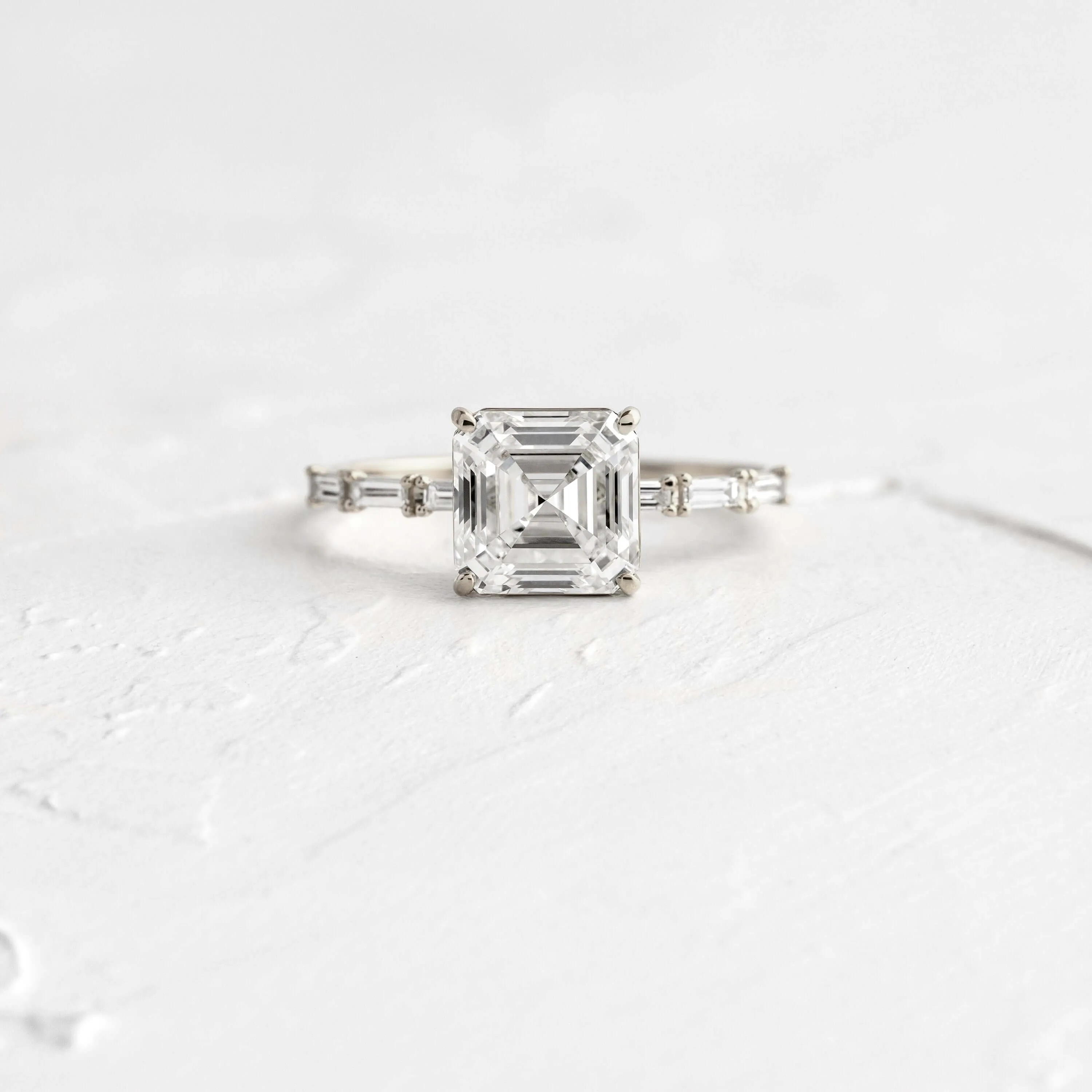 Fluency Ring, Asscher Cut