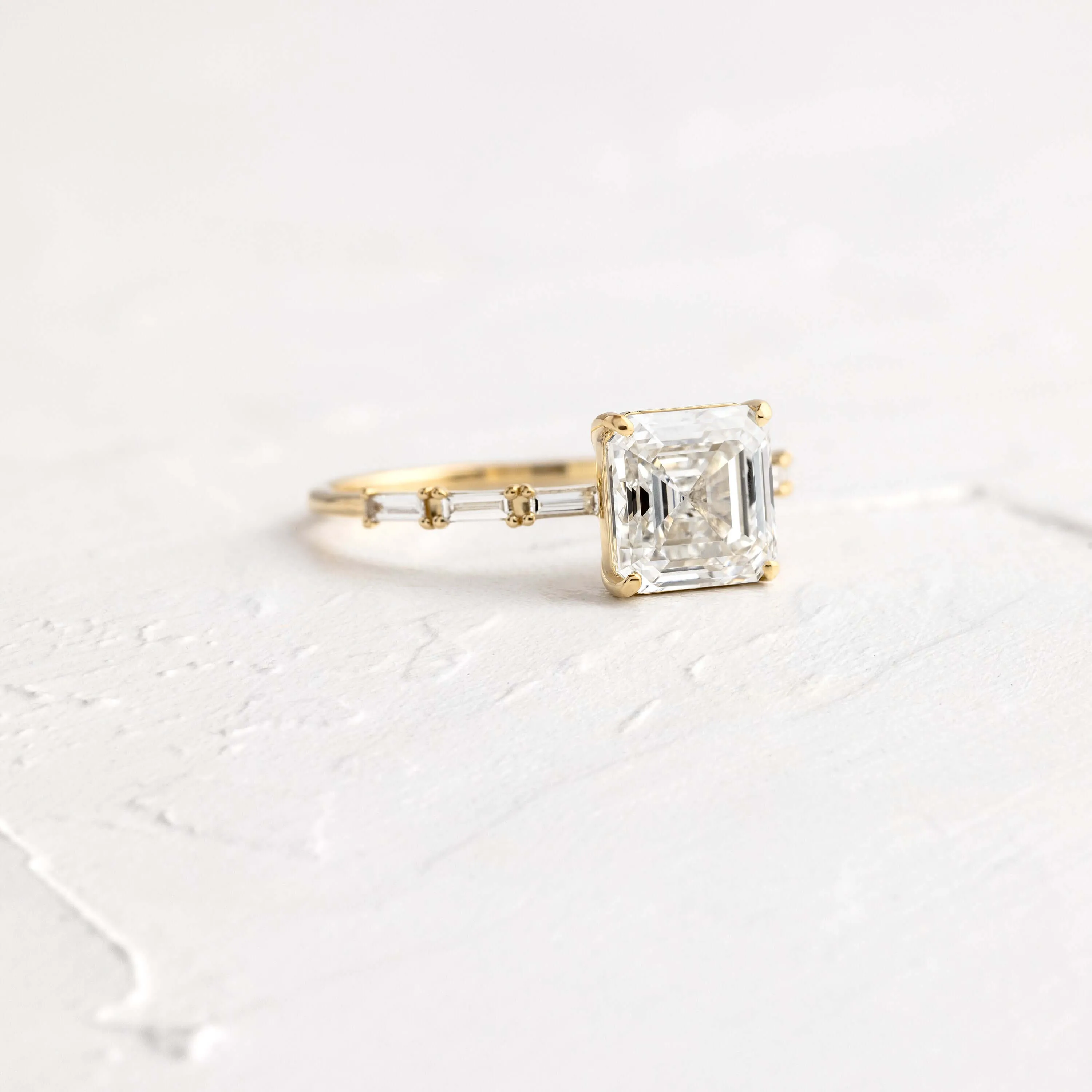 Fluency Ring, Asscher Cut