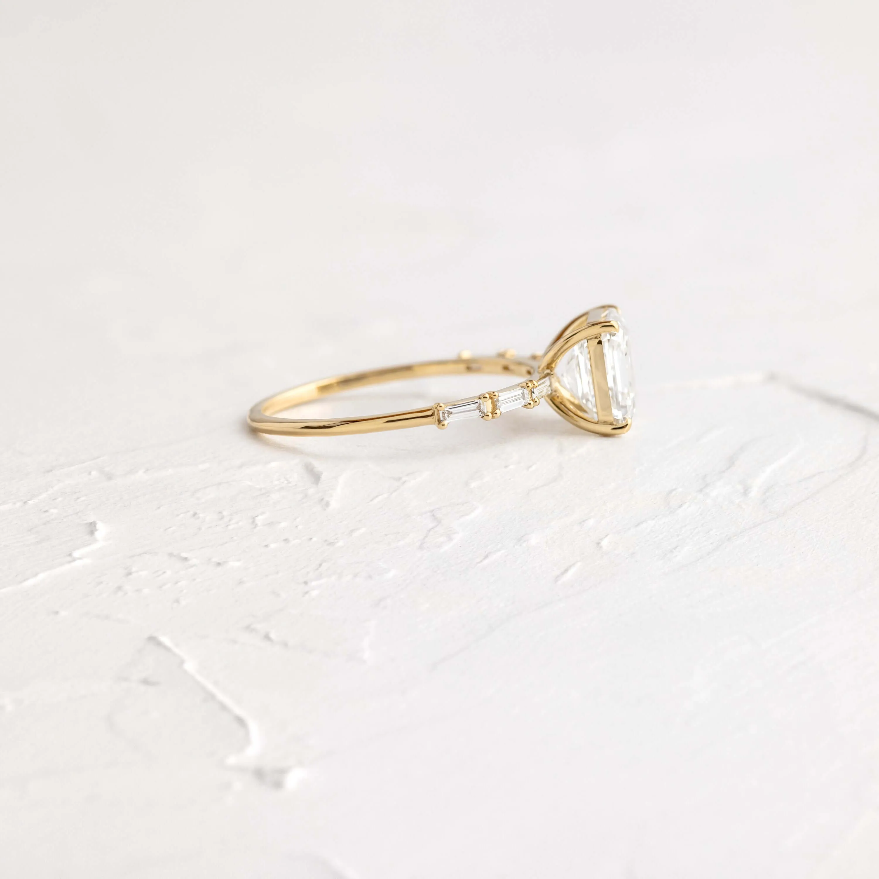 Fluency Ring, Asscher Cut