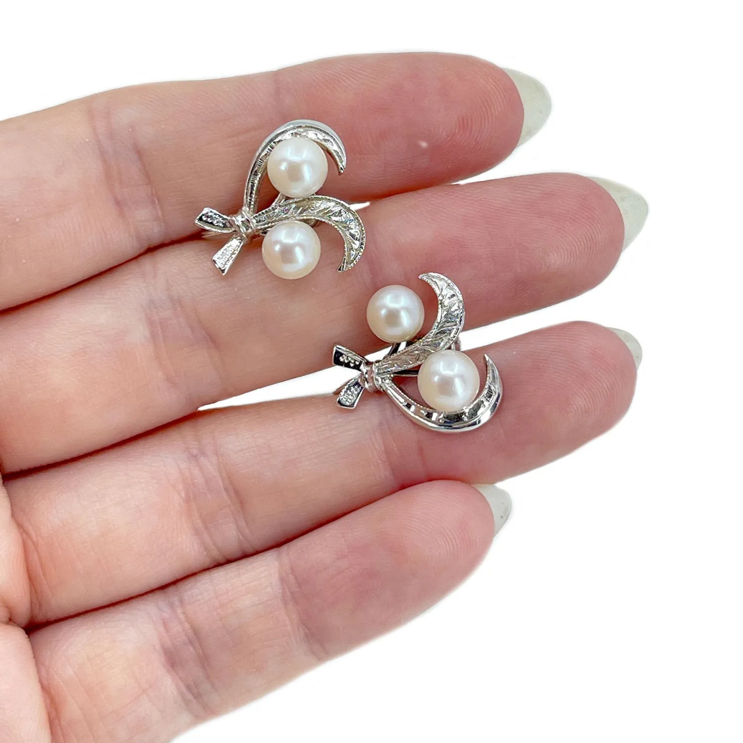 Fuji Pearl Leaf Designer Akoya Saltwater Cultured Pearl Screwback Vintage Earrings Original Box- Sterling Silver
