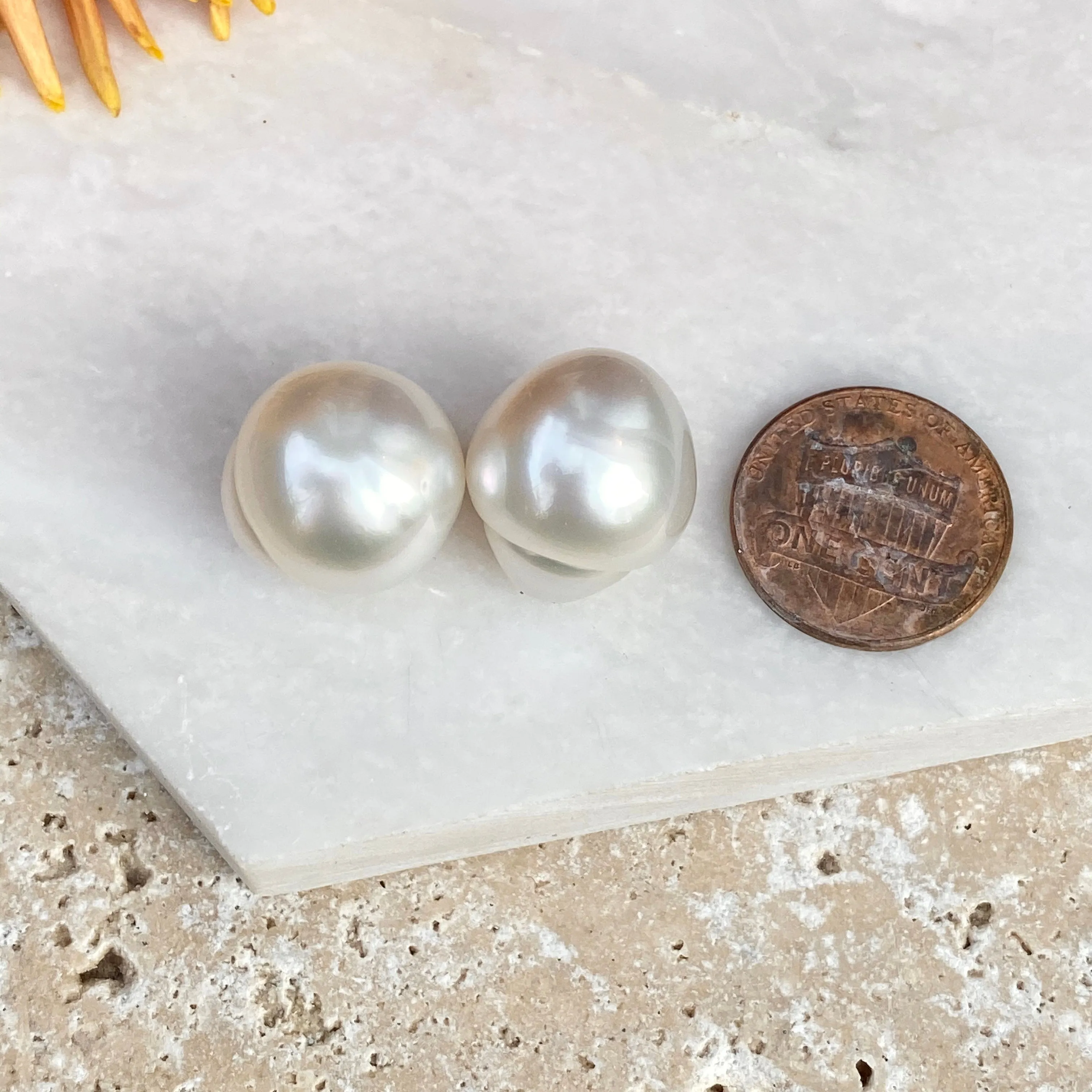 Genuine Paspaley South Sea Loose Pearl Pair "Fine" Quality 15mm