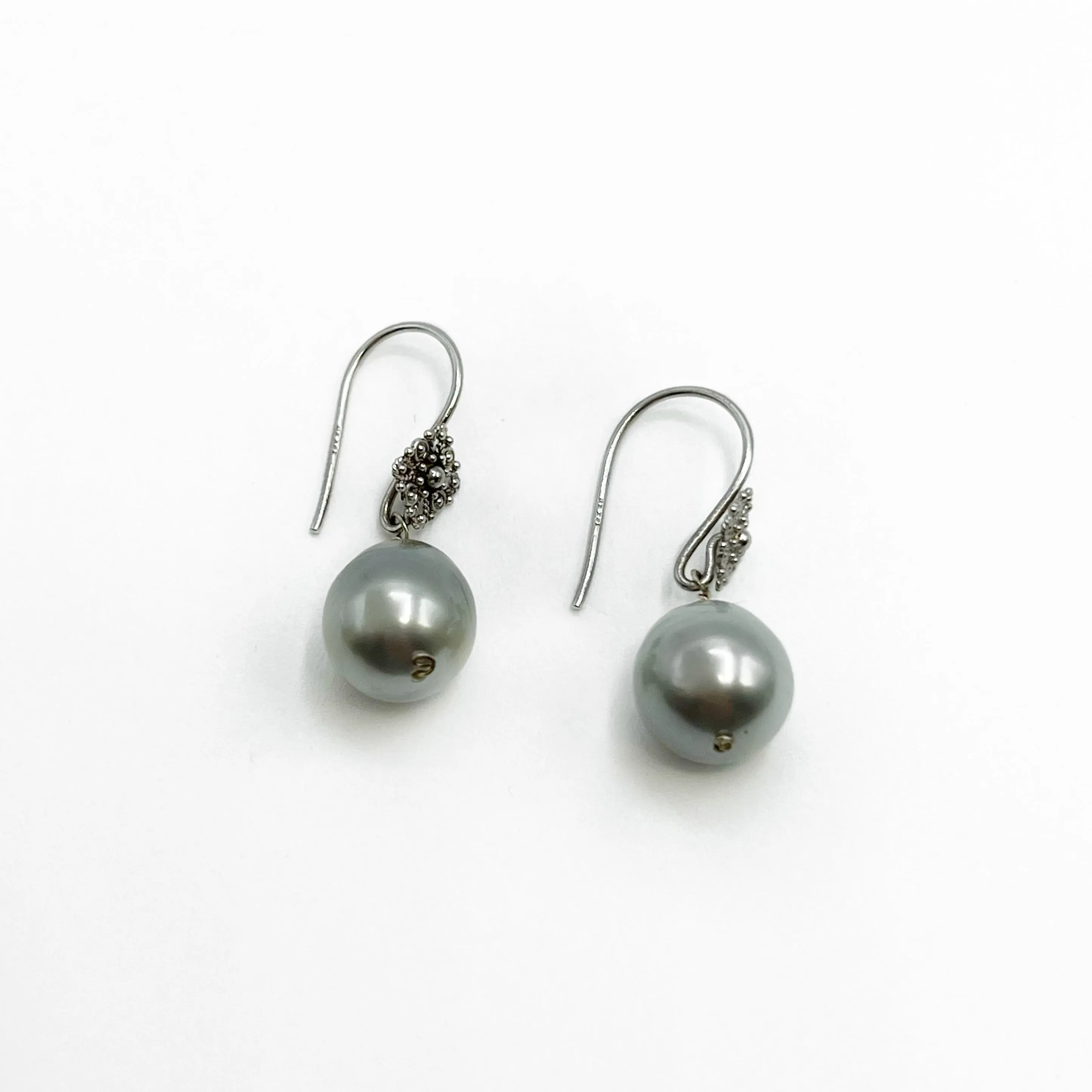 Light Grey South Sea Pearl on 18K White Gold Filigree Drop Earrings