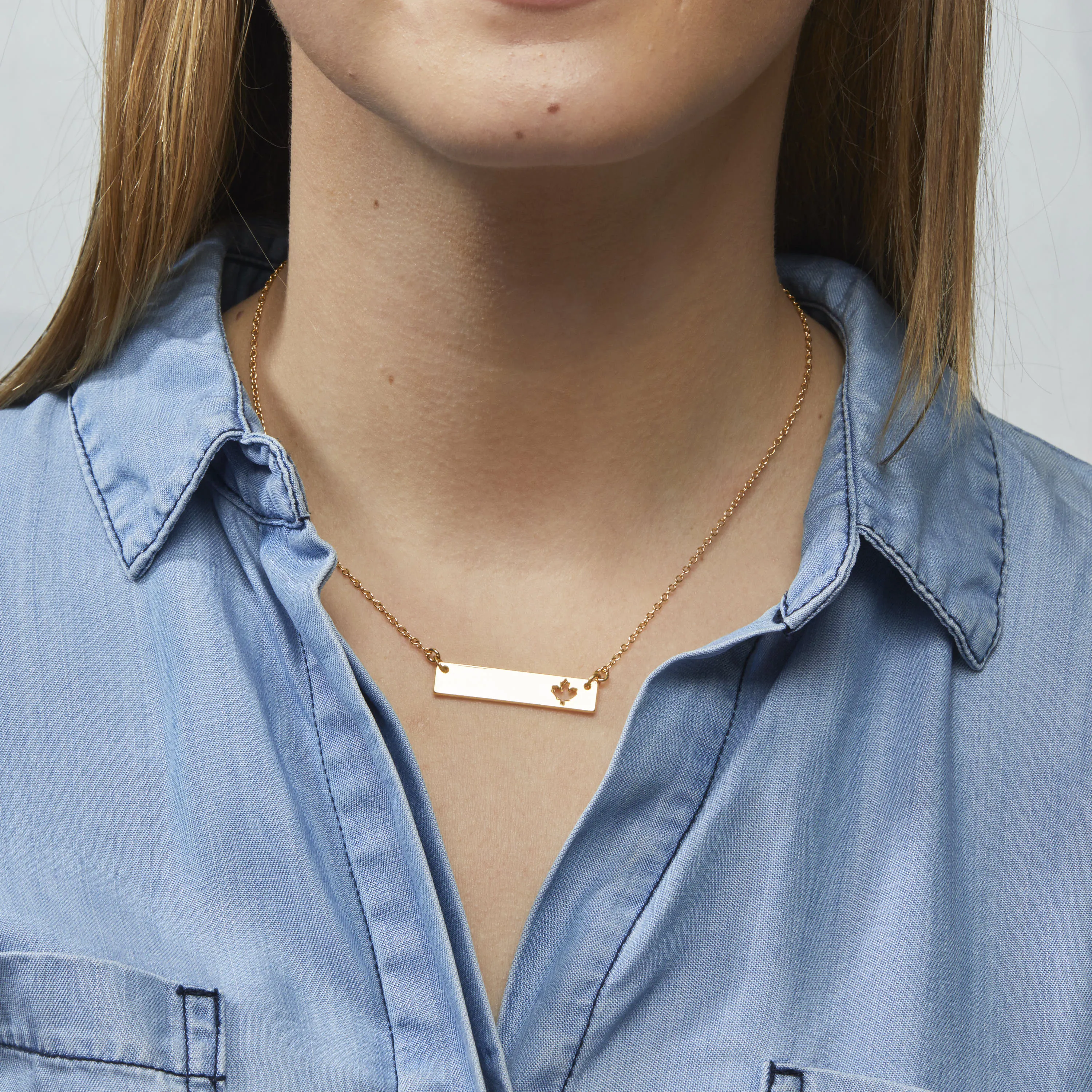 Maple Leaf Bar Necklace in Gold