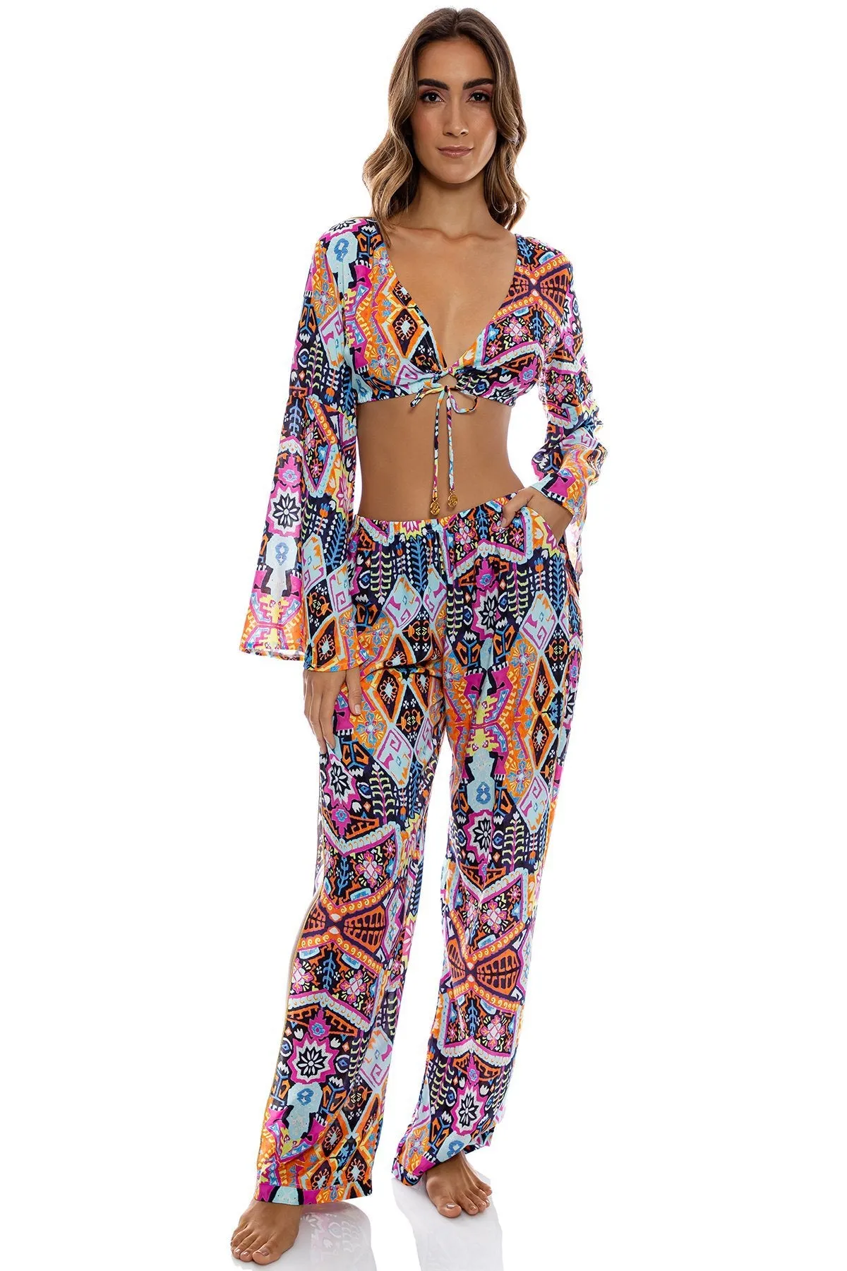 MARACUYA KISSES - Bell Sleeve Crop Top