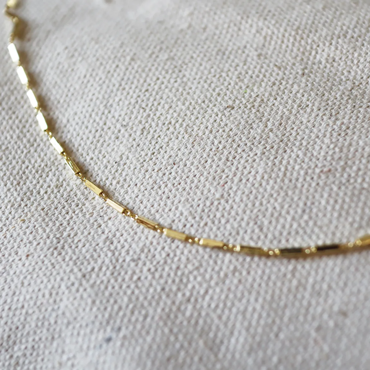 MILES NECKLACE